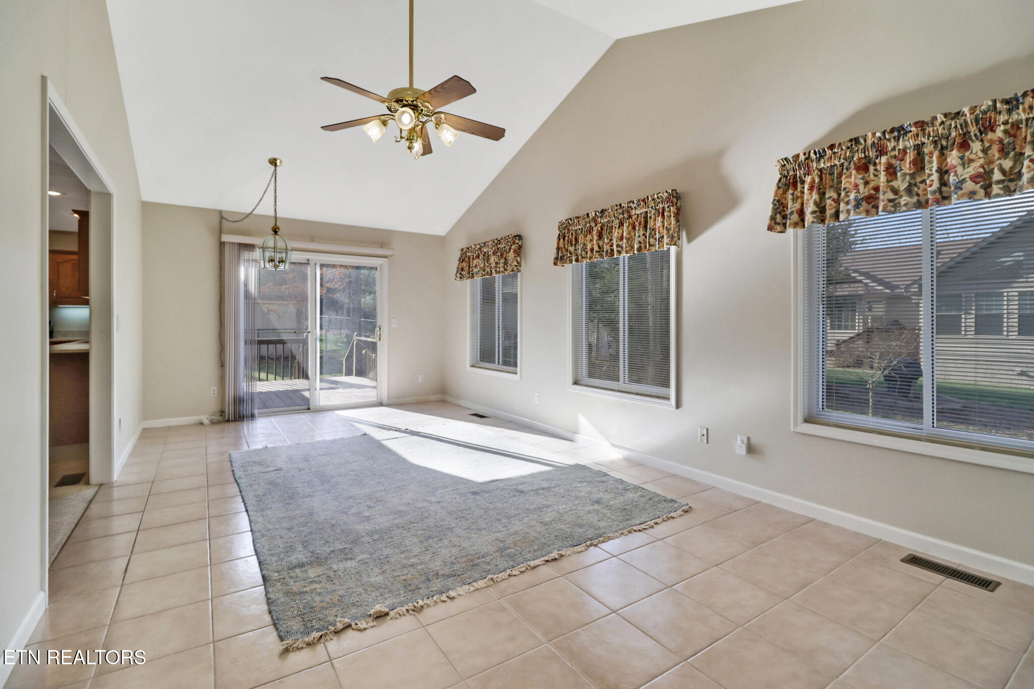 193 Berkshire Loop Fairfield Glade TN 38558