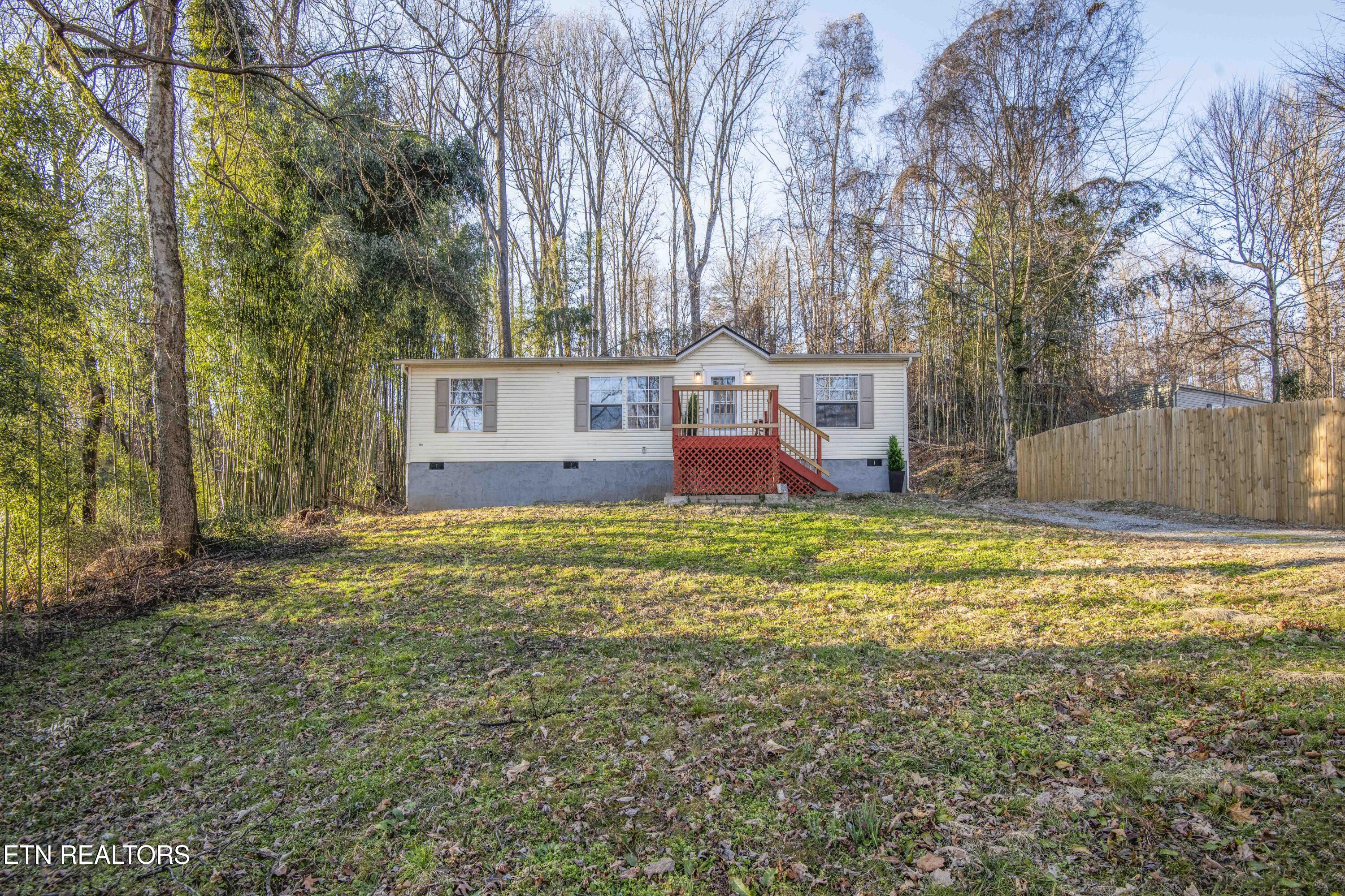 1121 S Army Street Knoxville TN 37920