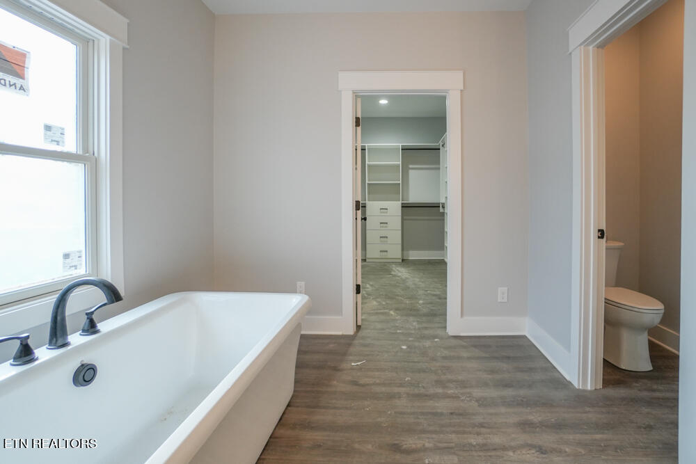 819 Pinebrooke Drive Maryville TN 37801