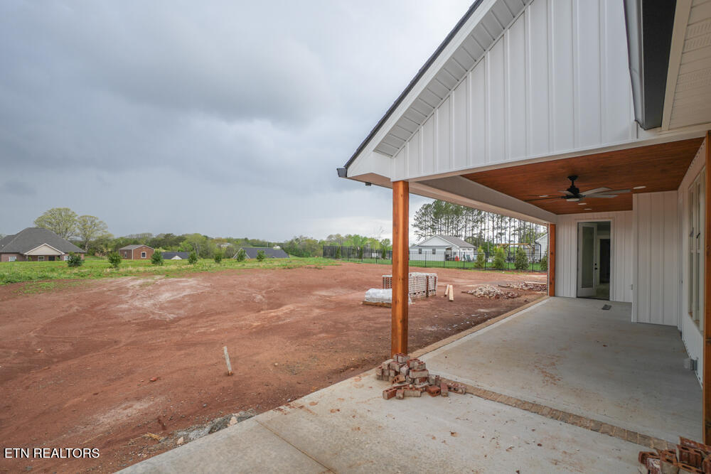 819 Pinebrooke Drive Maryville TN 37801