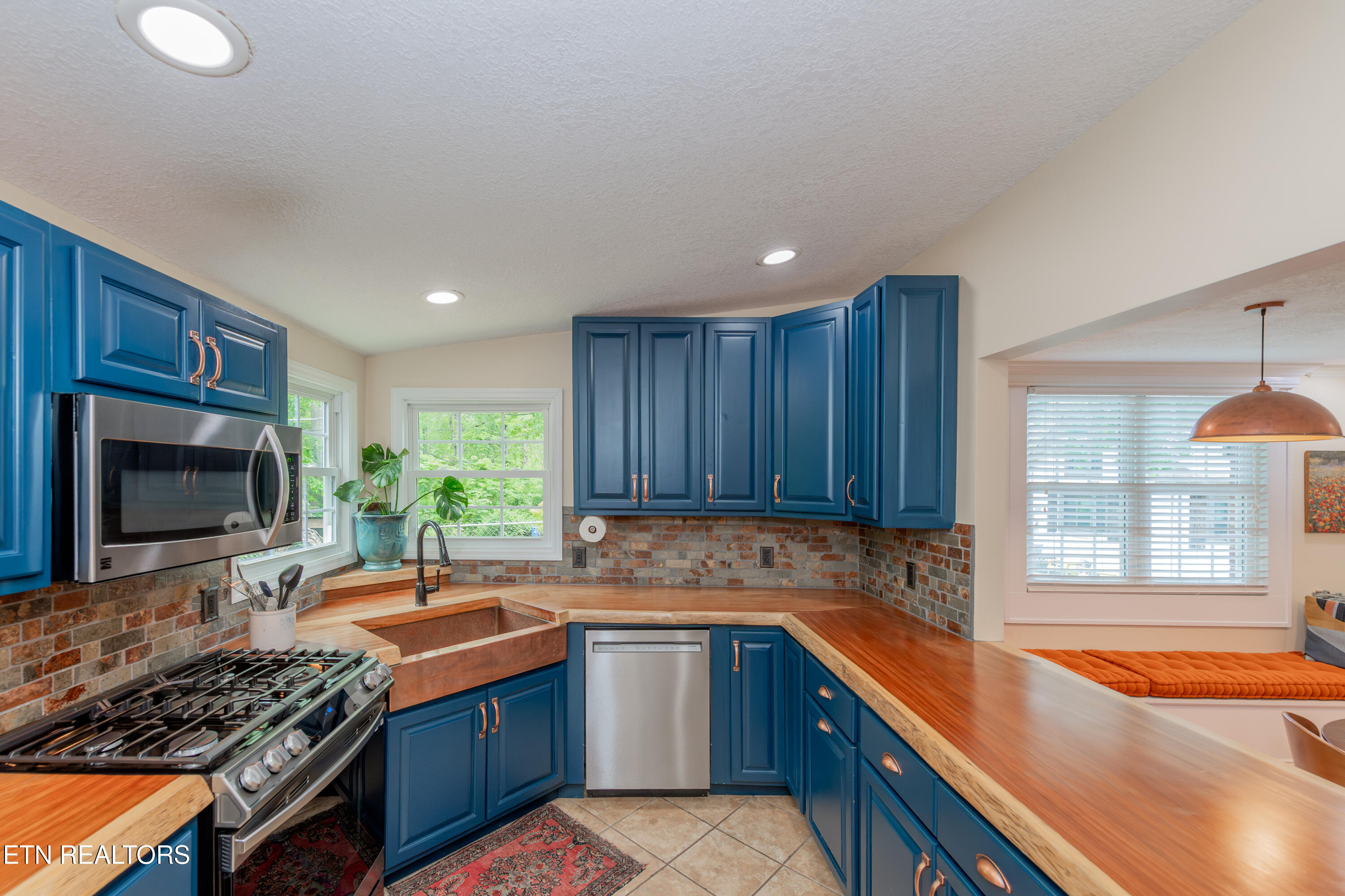 70 Pine Road Norris TN 37828