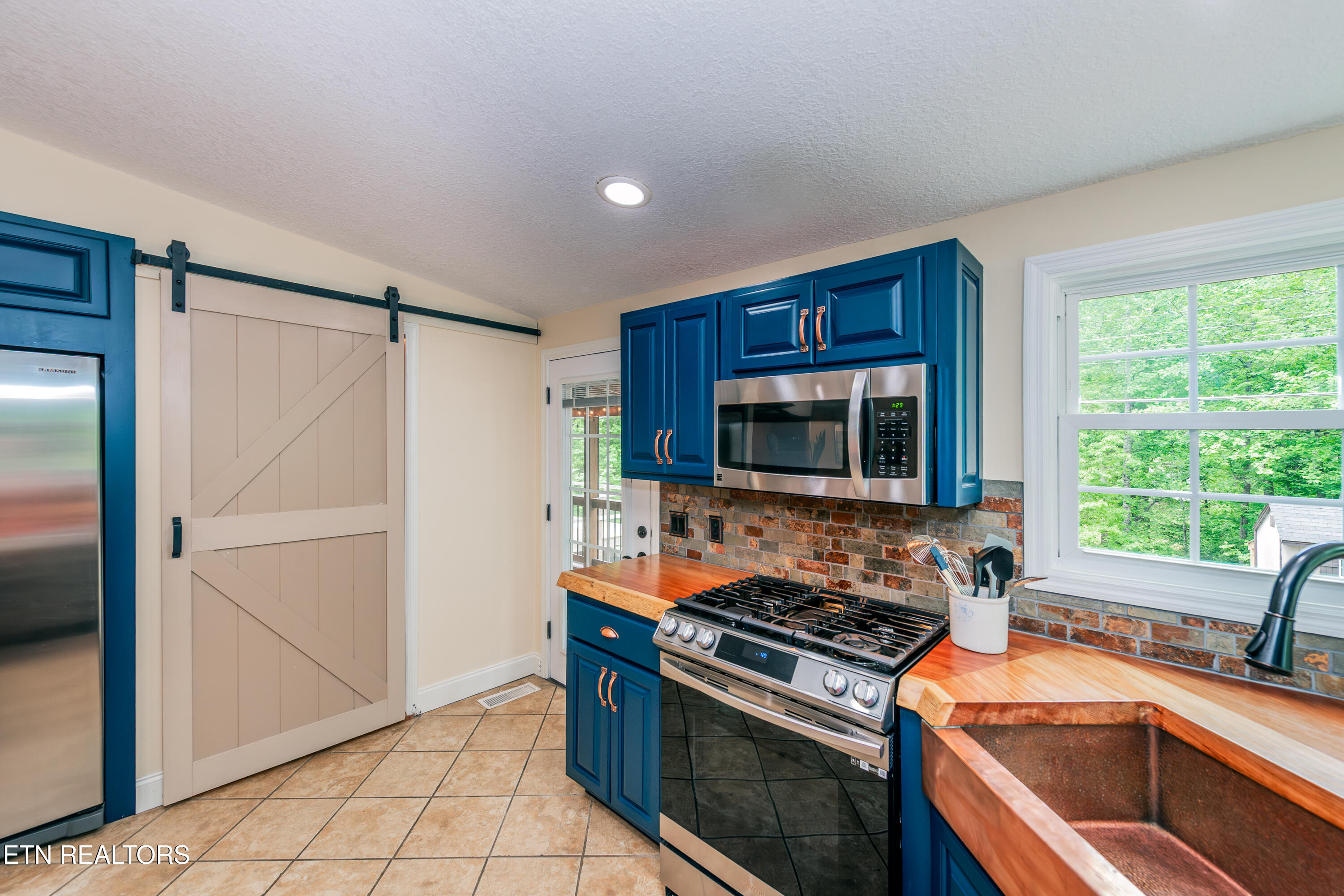70 Pine Road Norris TN 37828