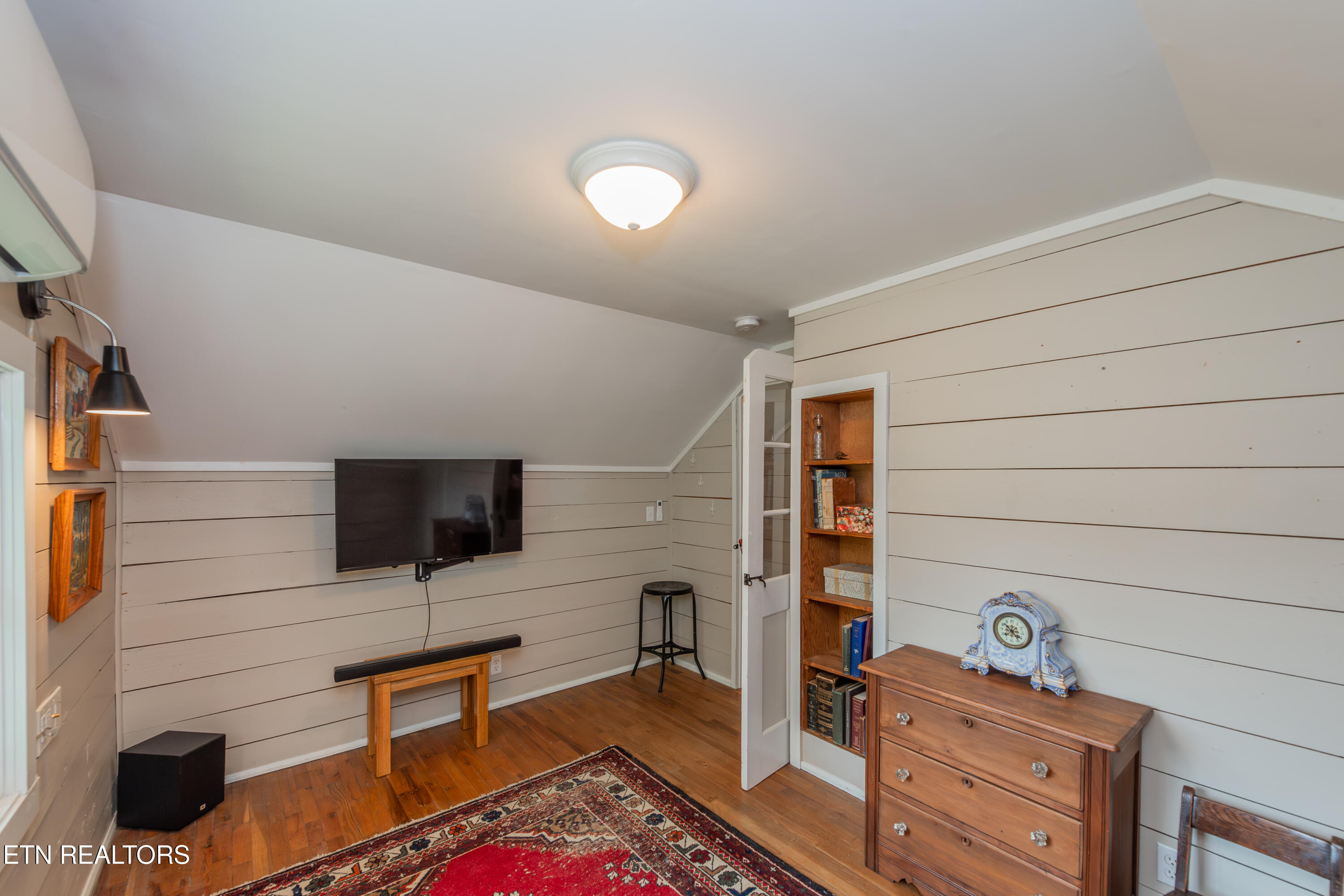 70 Pine Road Norris TN 37828
