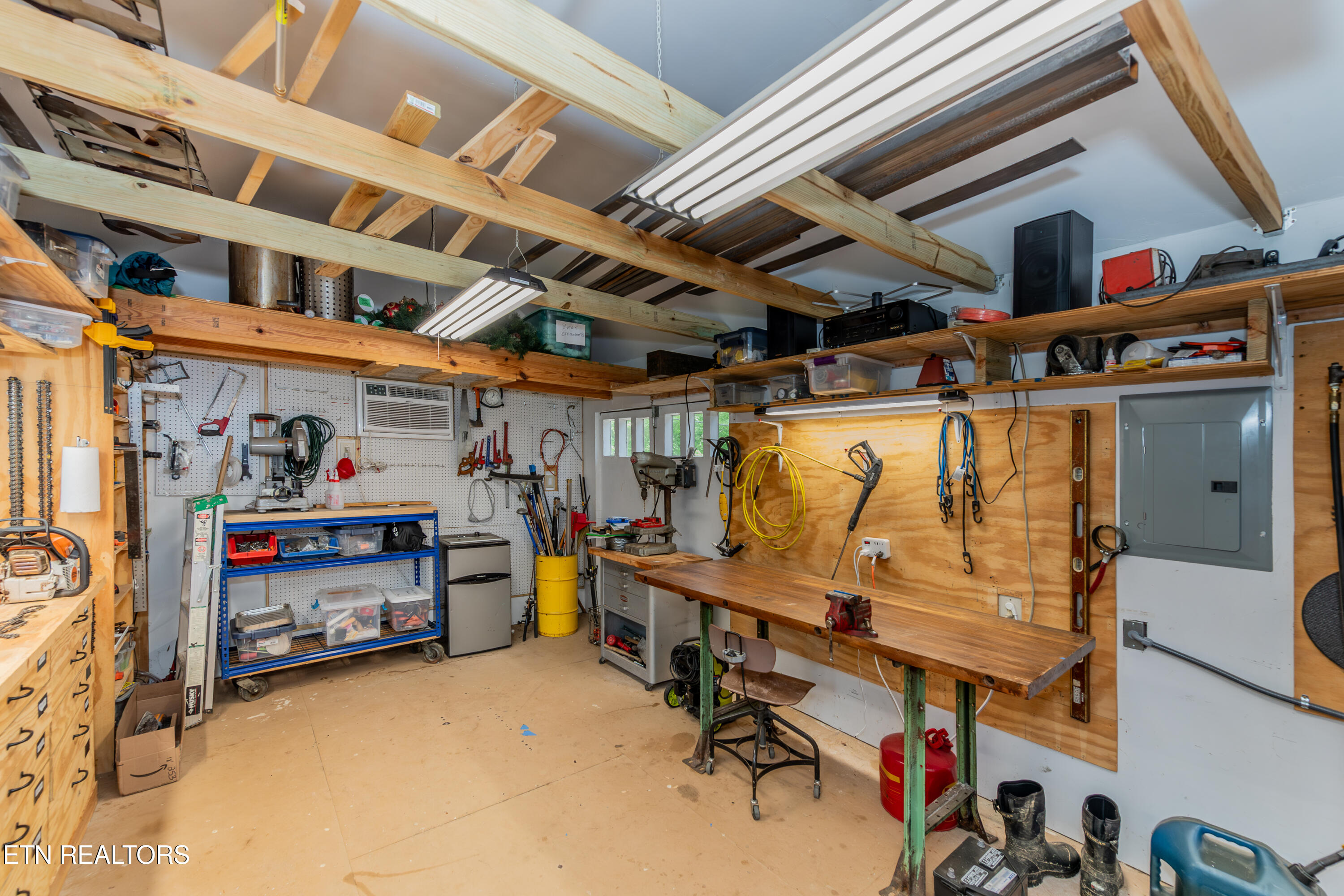 70 Pine Road Norris TN 37828