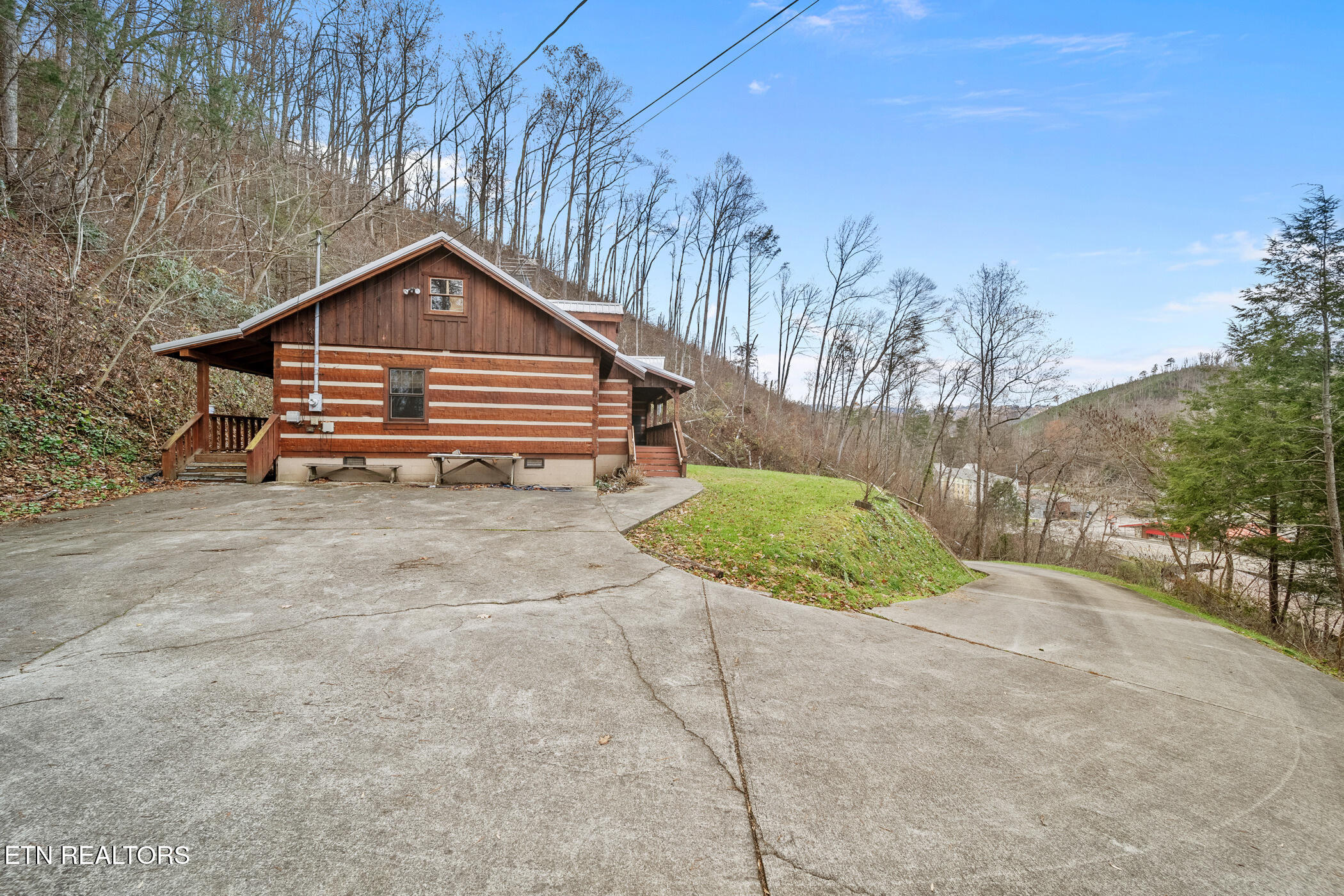 830 Sleepy Hollow Road Gatlinburg TN 37738