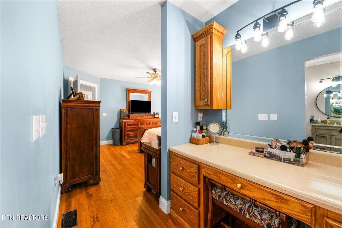 685 Ivey Street Jellico TN 37762