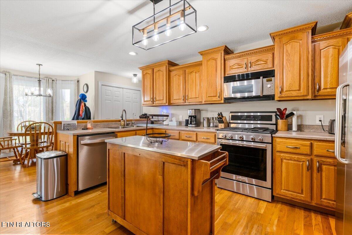 685 Ivey Street Jellico TN 37762