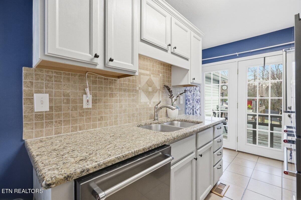 400 Monticello Drive Lenoir City TN 37771