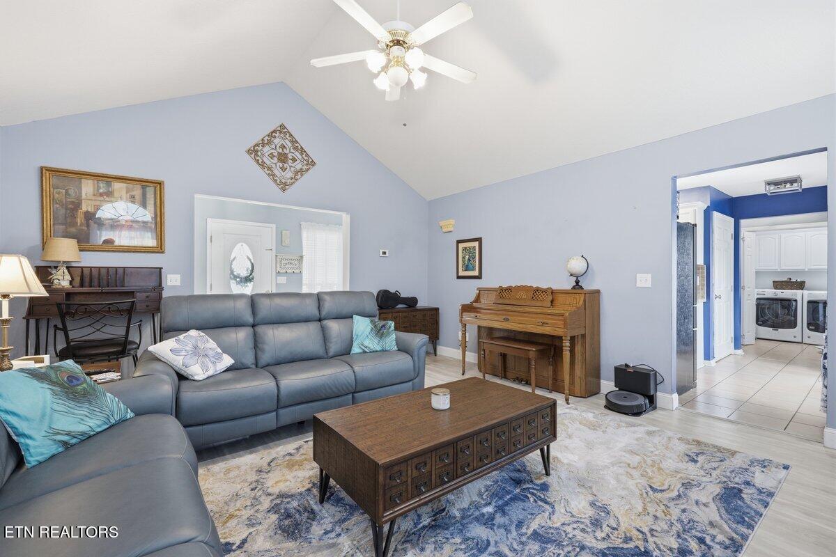 400 Monticello Drive Lenoir City TN 37771