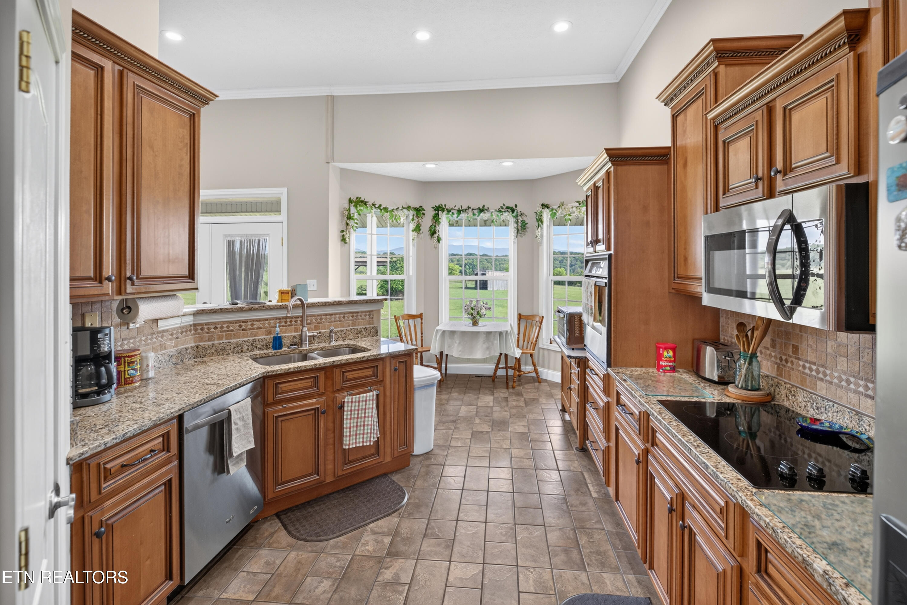 670 Burchfield Road Dandridge TN 37725