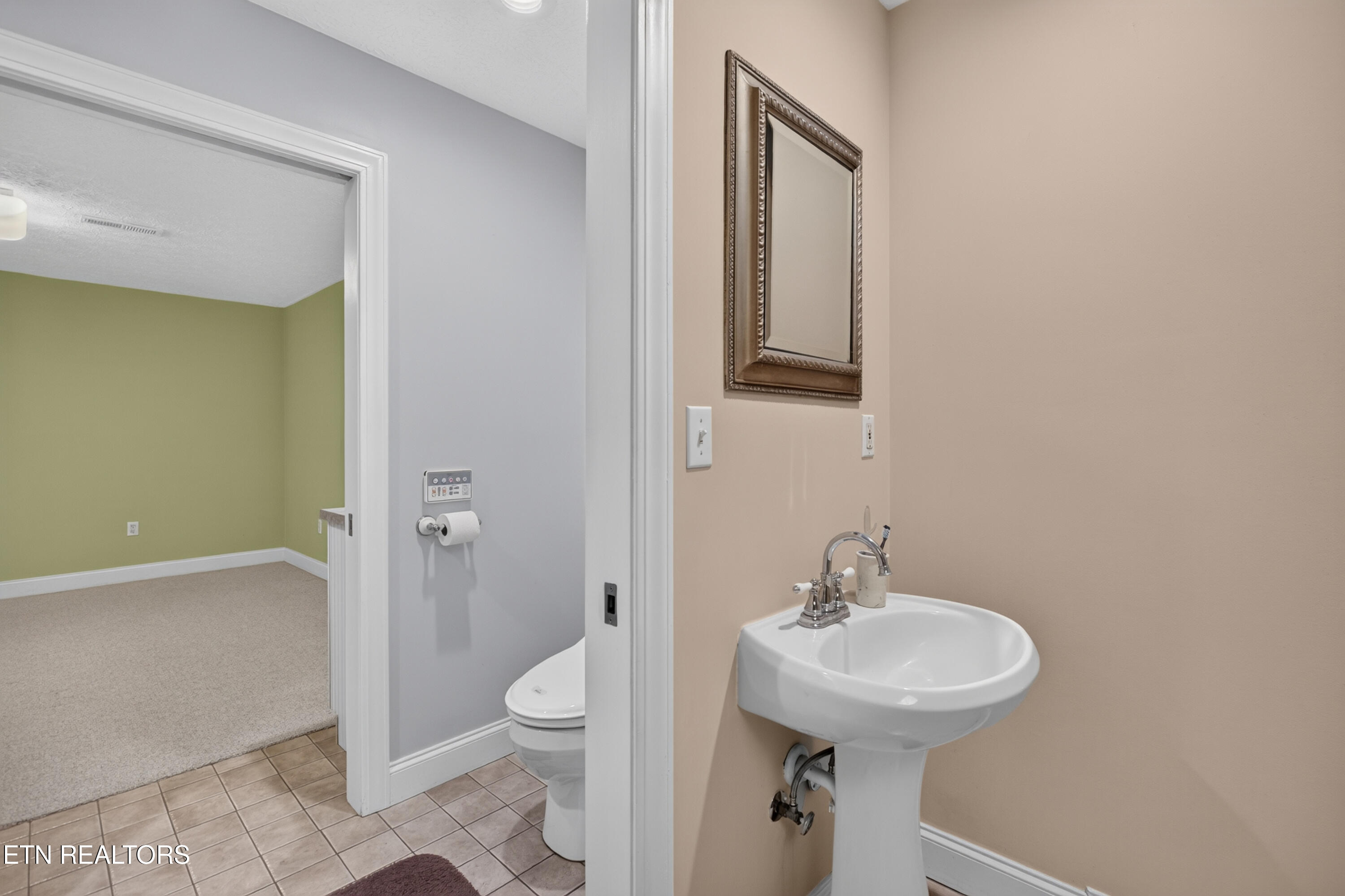670 Burchfield Road Dandridge TN 37725