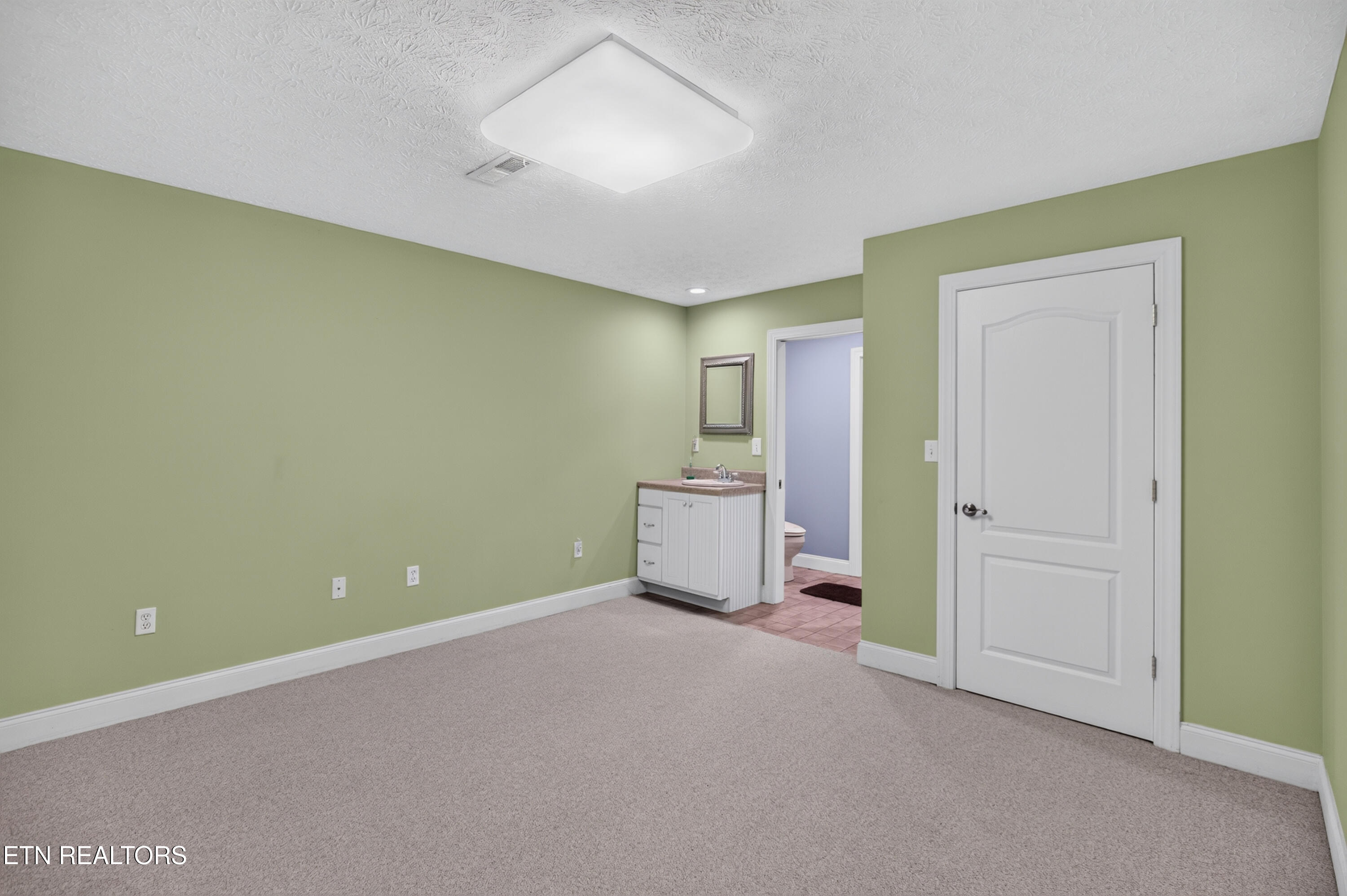 670 Burchfield Road Dandridge TN 37725