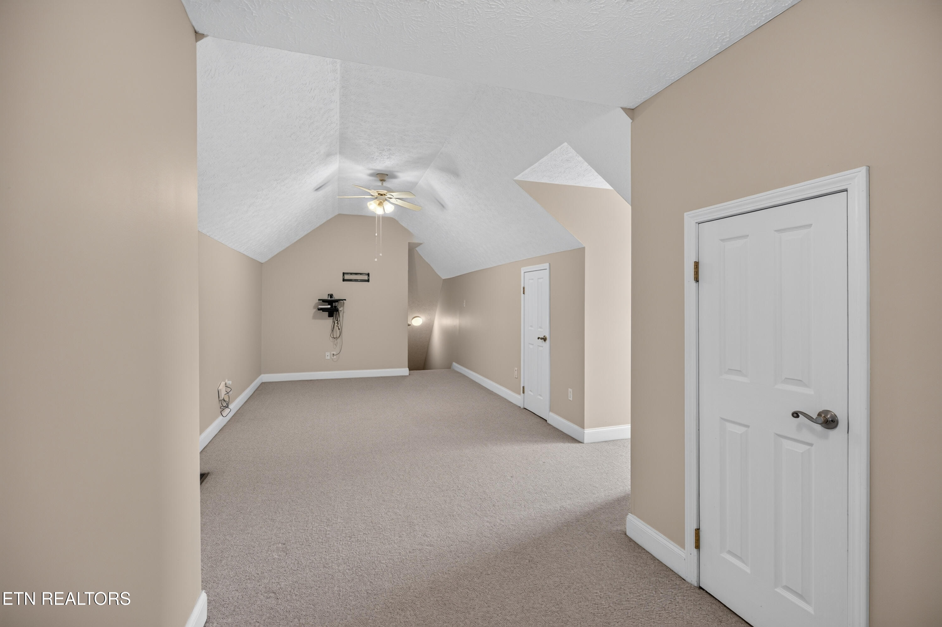 670 Burchfield Road Dandridge TN 37725