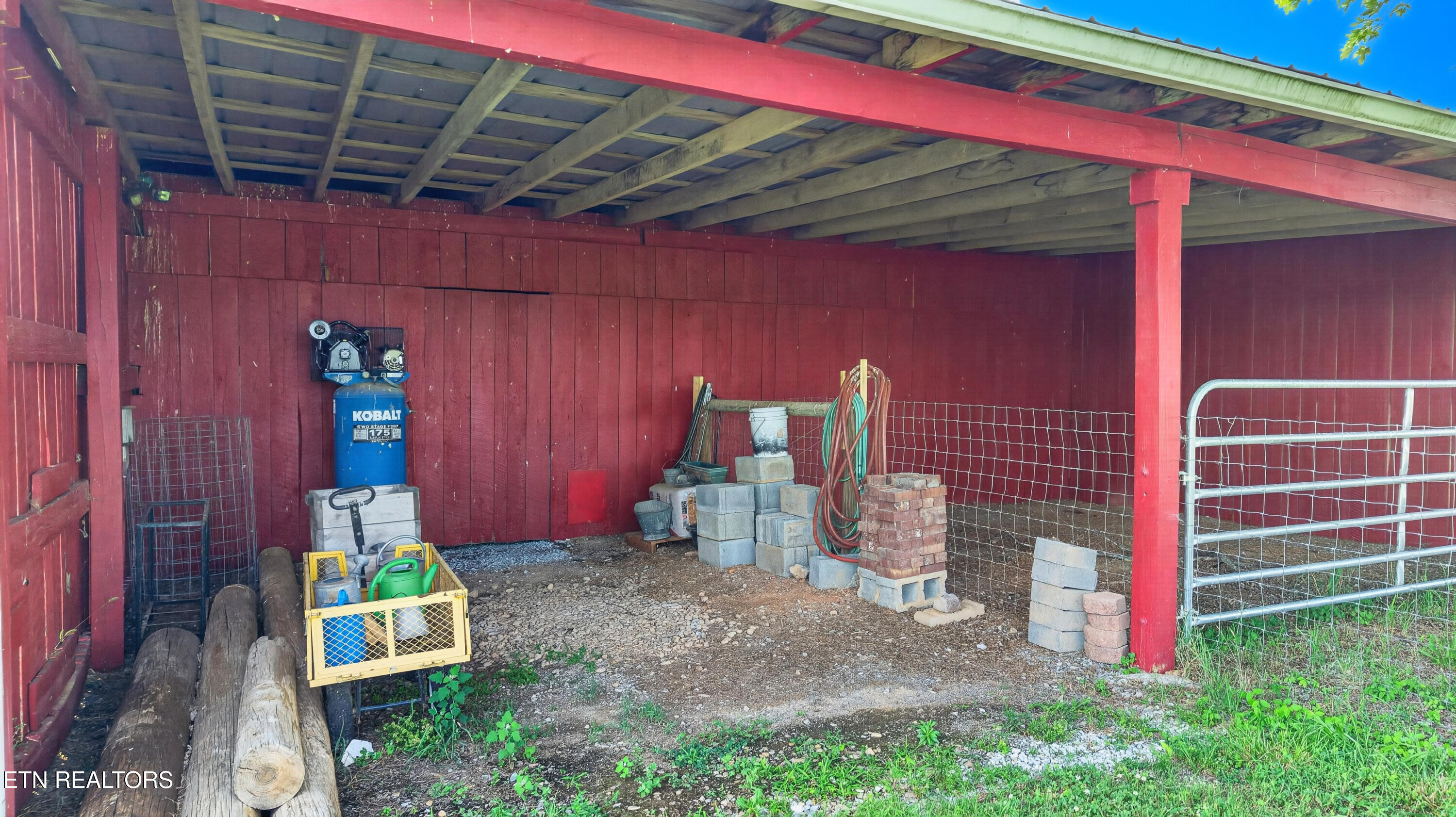 670 Burchfield Road Dandridge TN 37725