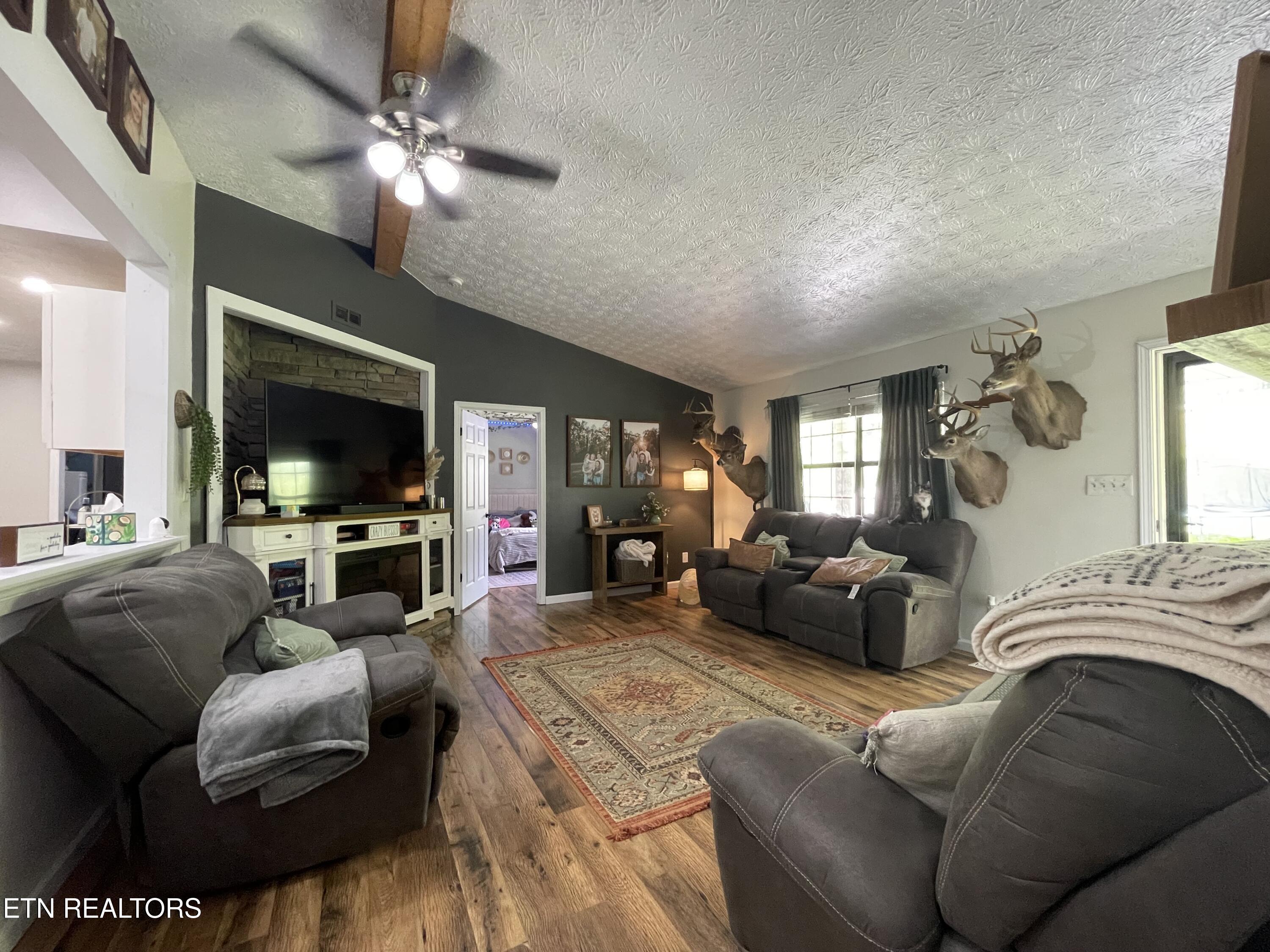 2811 Lake City Highway Rocky Top TN 37769
