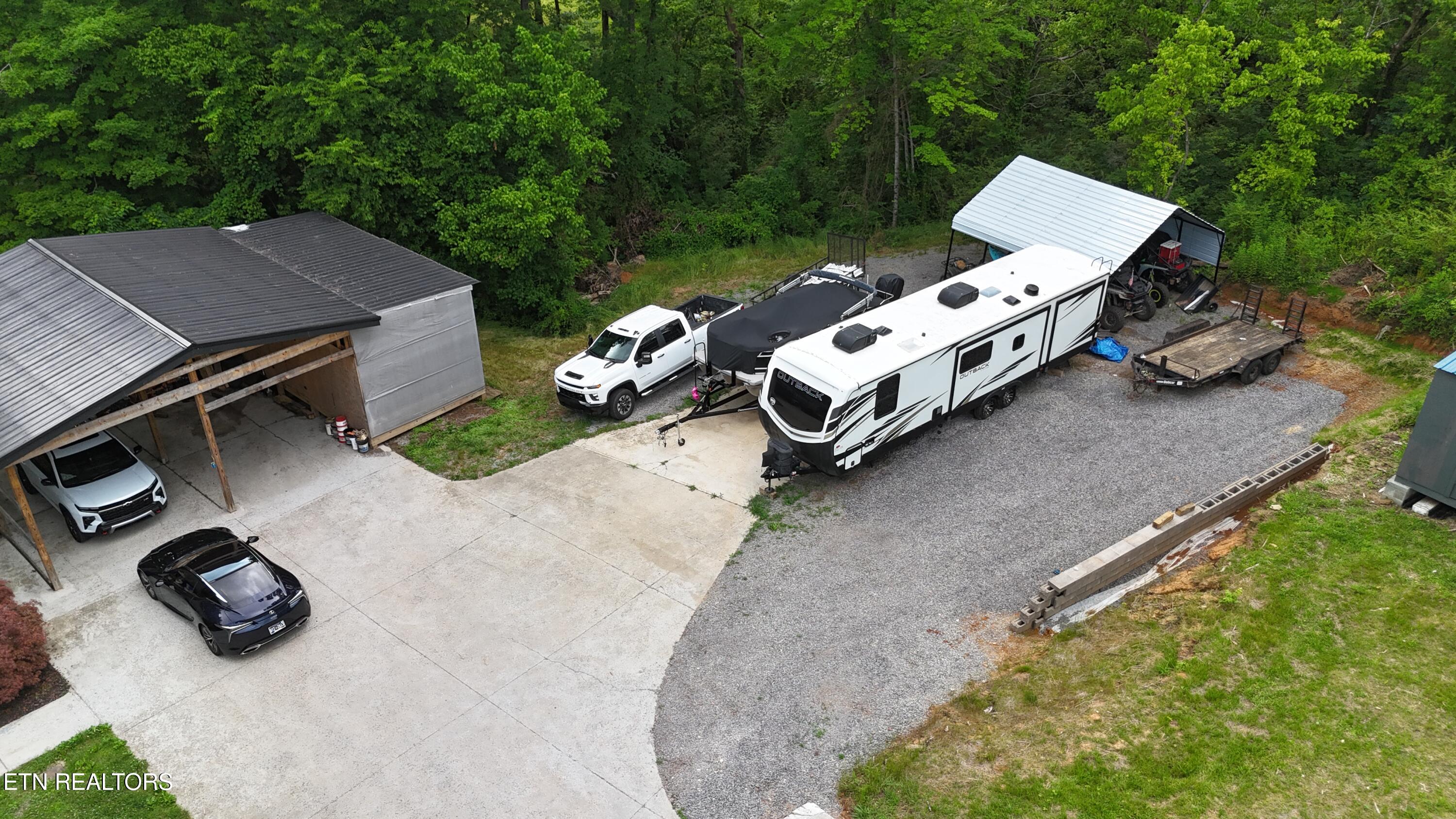 2811 Lake City Highway Rocky Top TN 37769