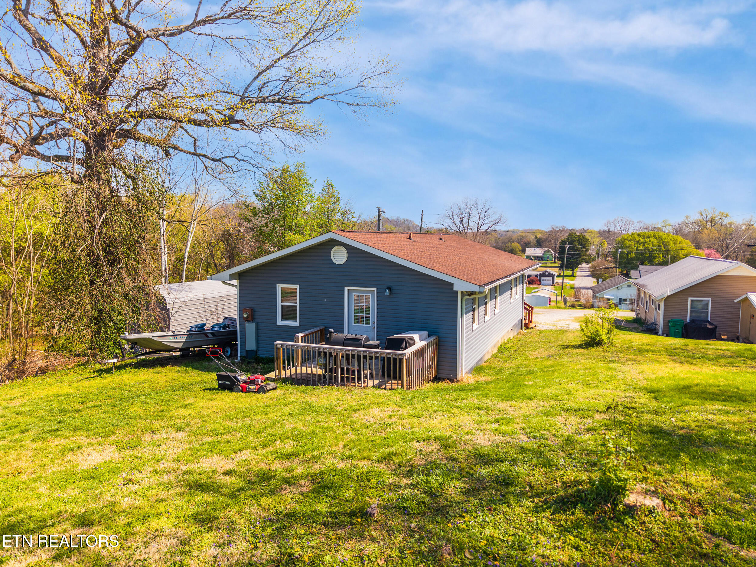 2007 1st Road Knoxville TN 37914