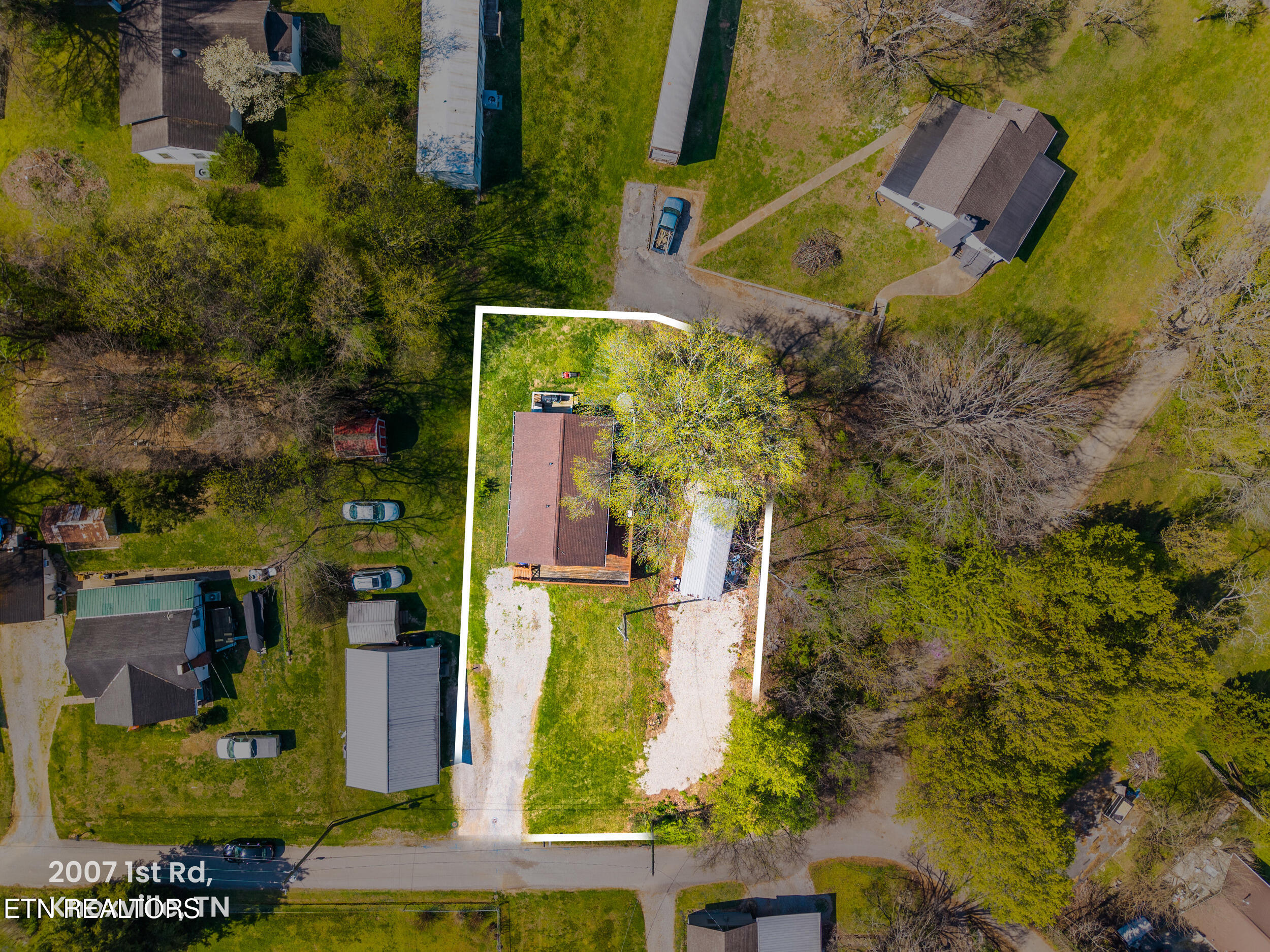 2007 1st Road Knoxville TN 37914