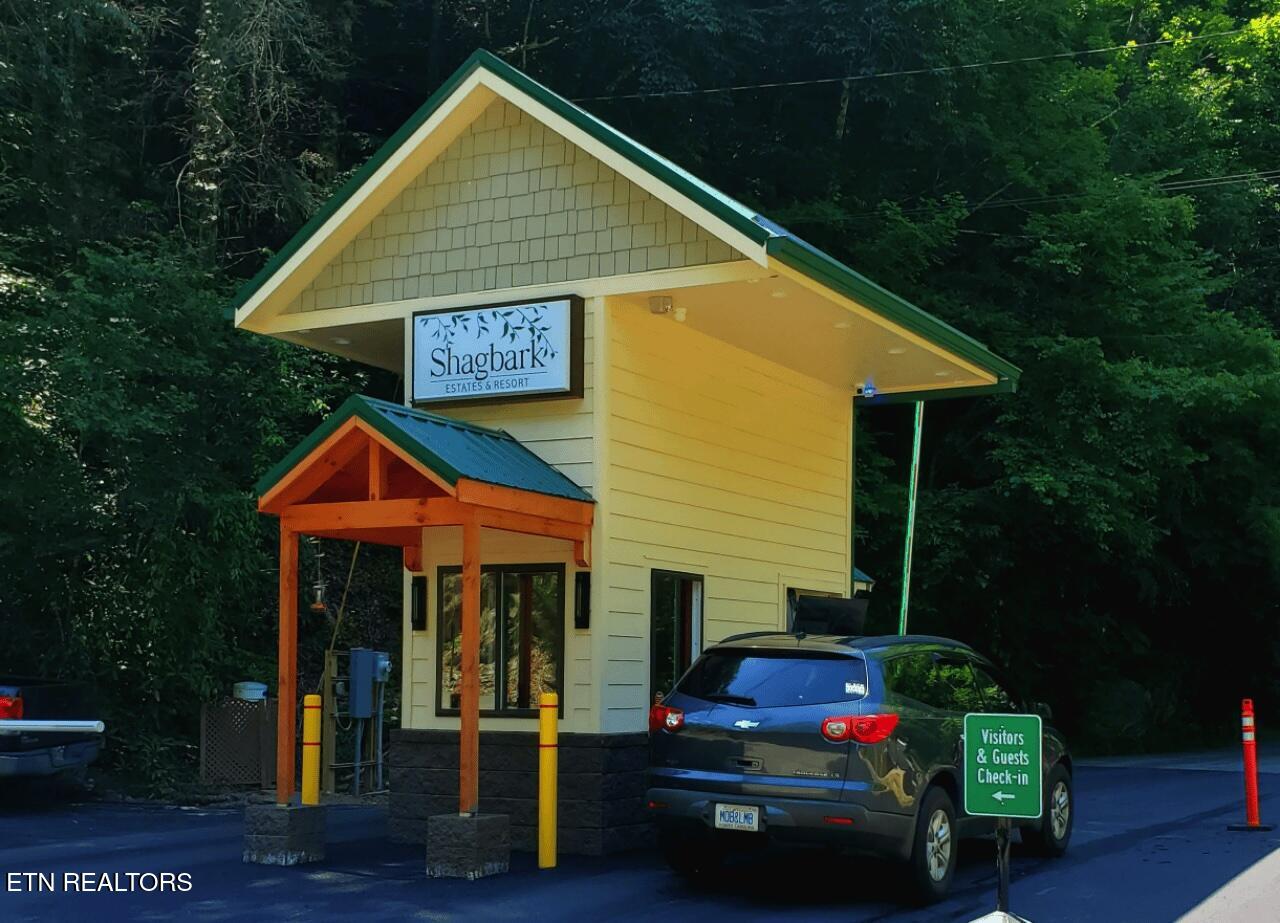 2715 Overholt Trail Pigeon Forge TN 37862
