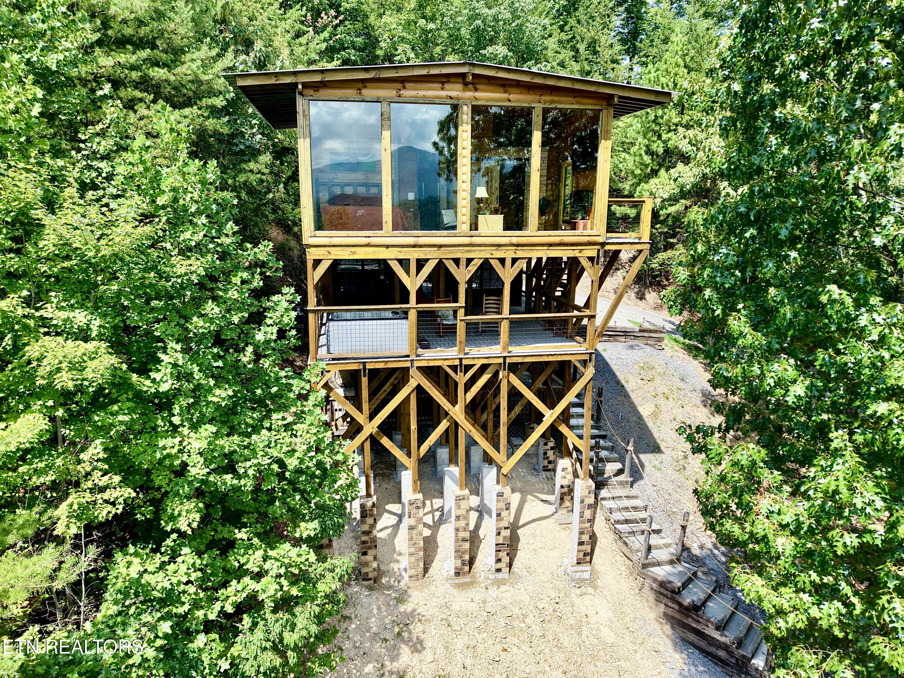 2715 Overholt Trail Pigeon Forge TN 37862