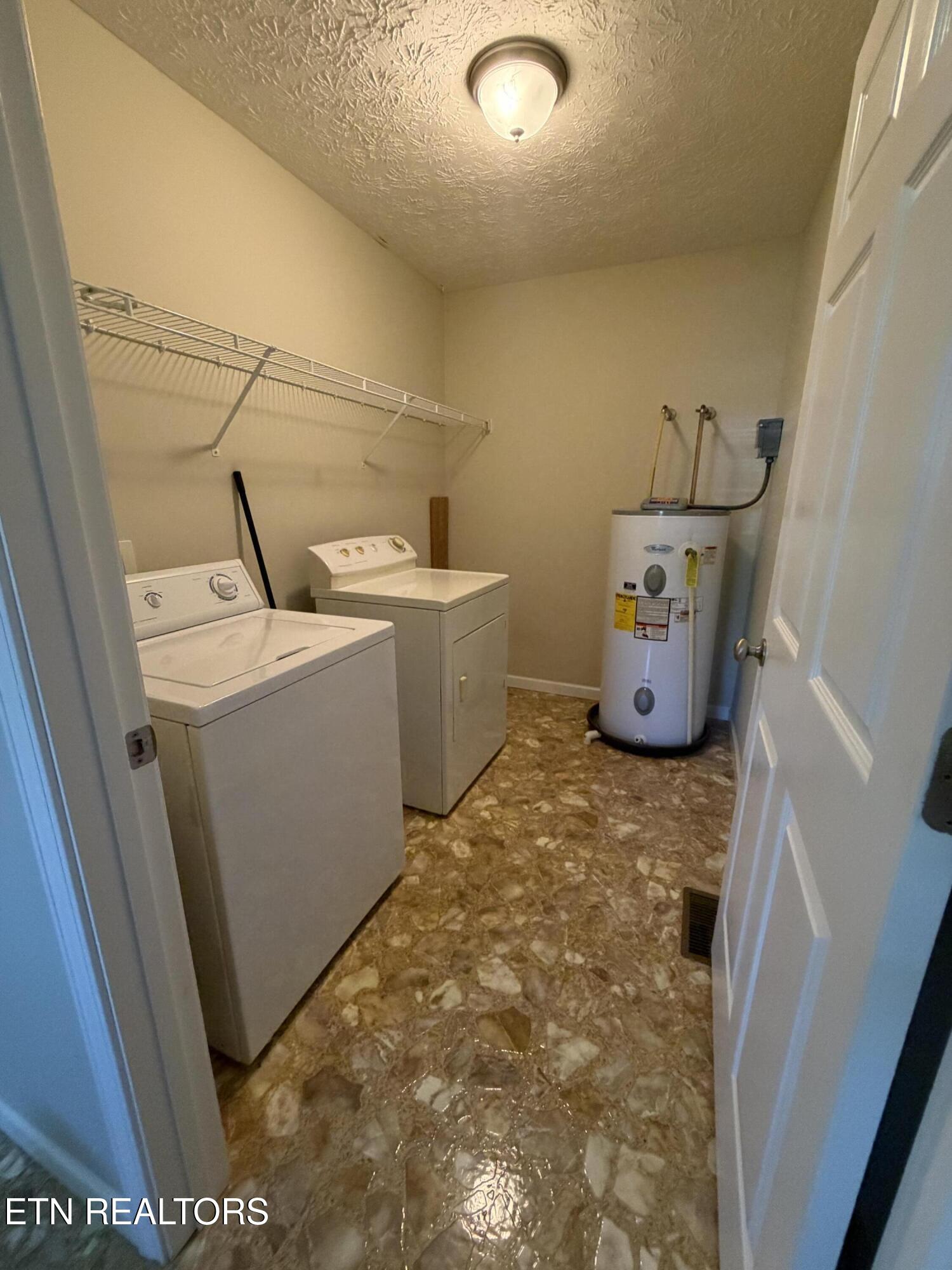 216 N Cross Street Oneida TN 37841
