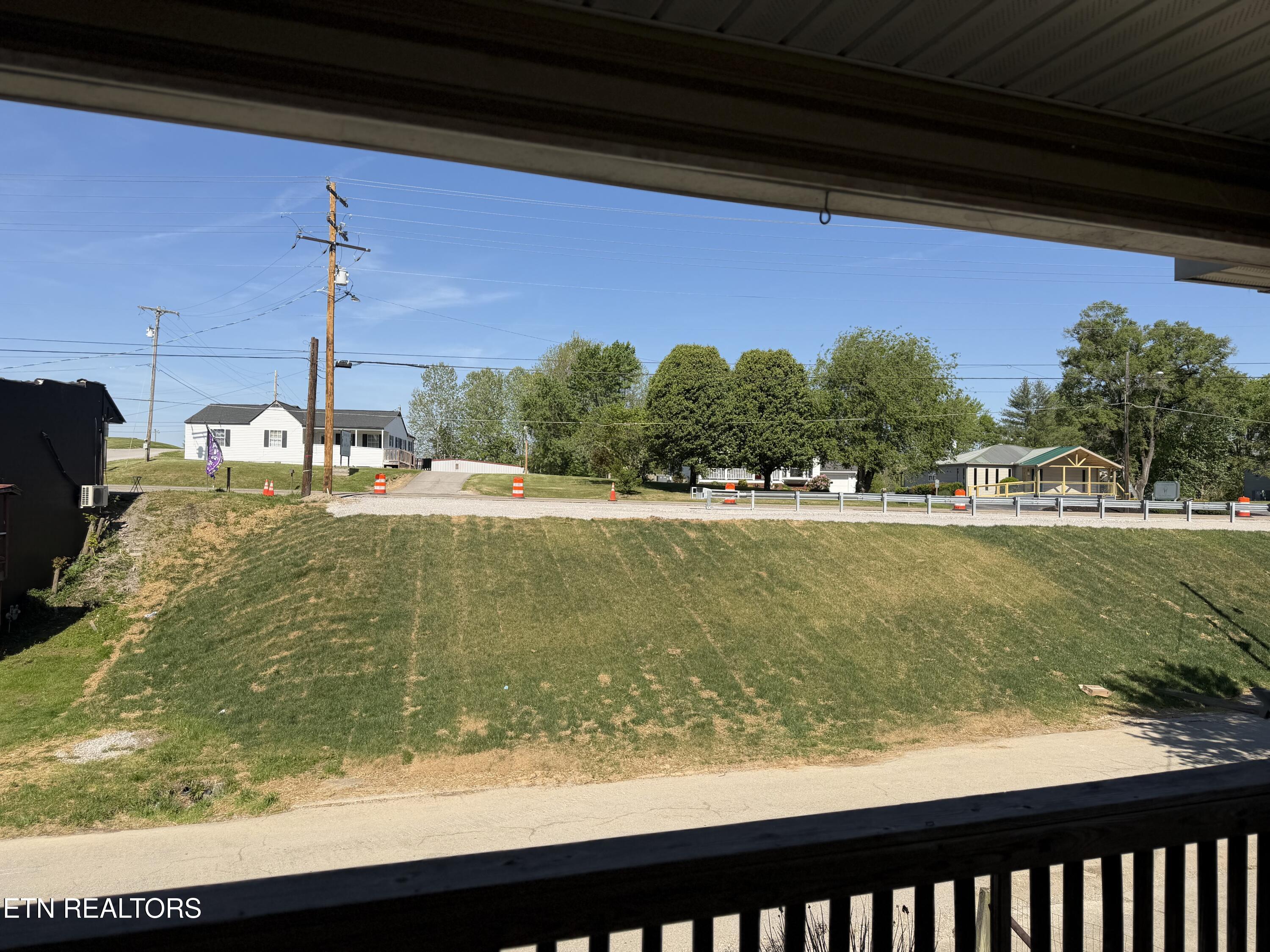 216 N Cross Street Oneida TN 37841