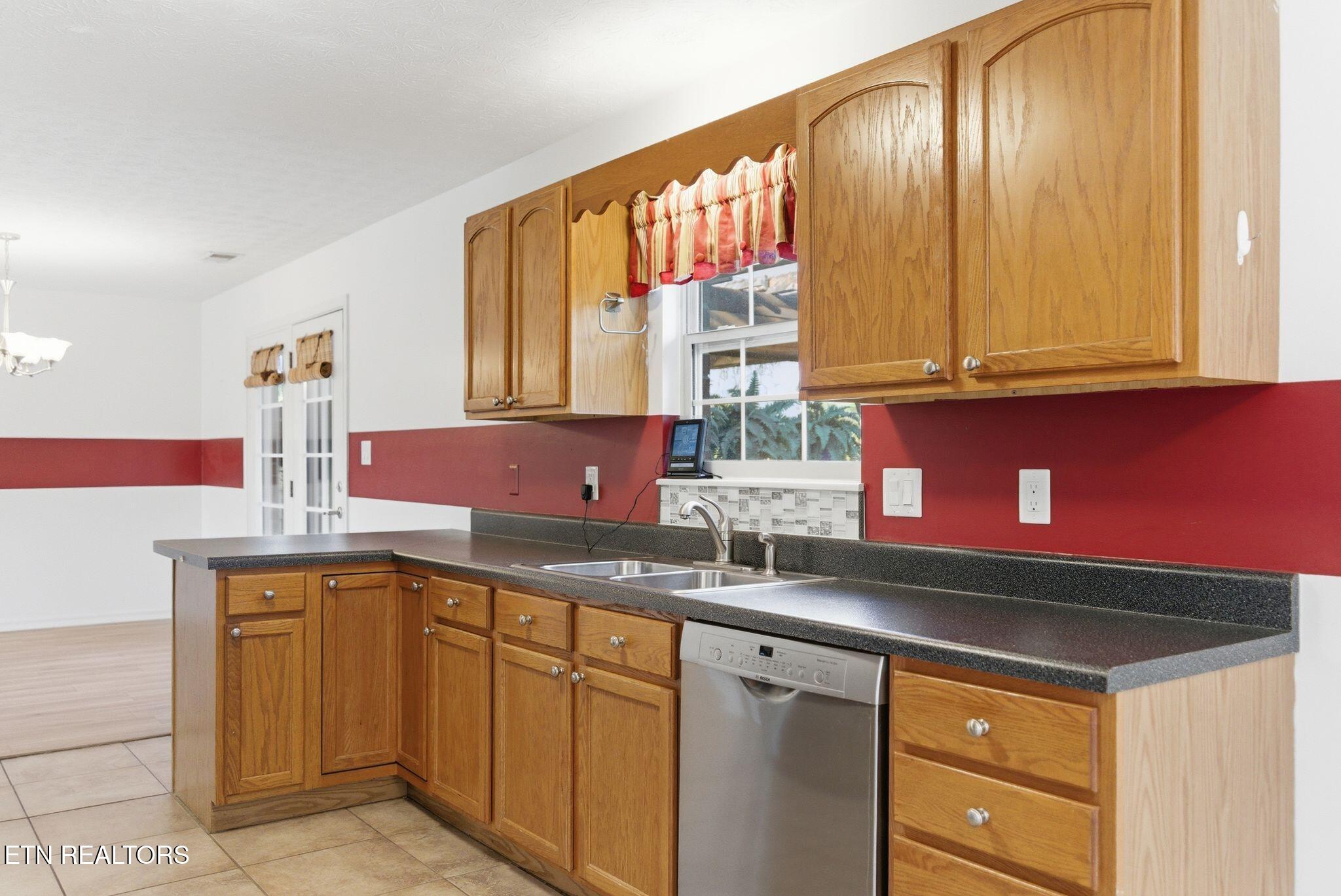 7213 Agatha Road Corryton TN 37721
