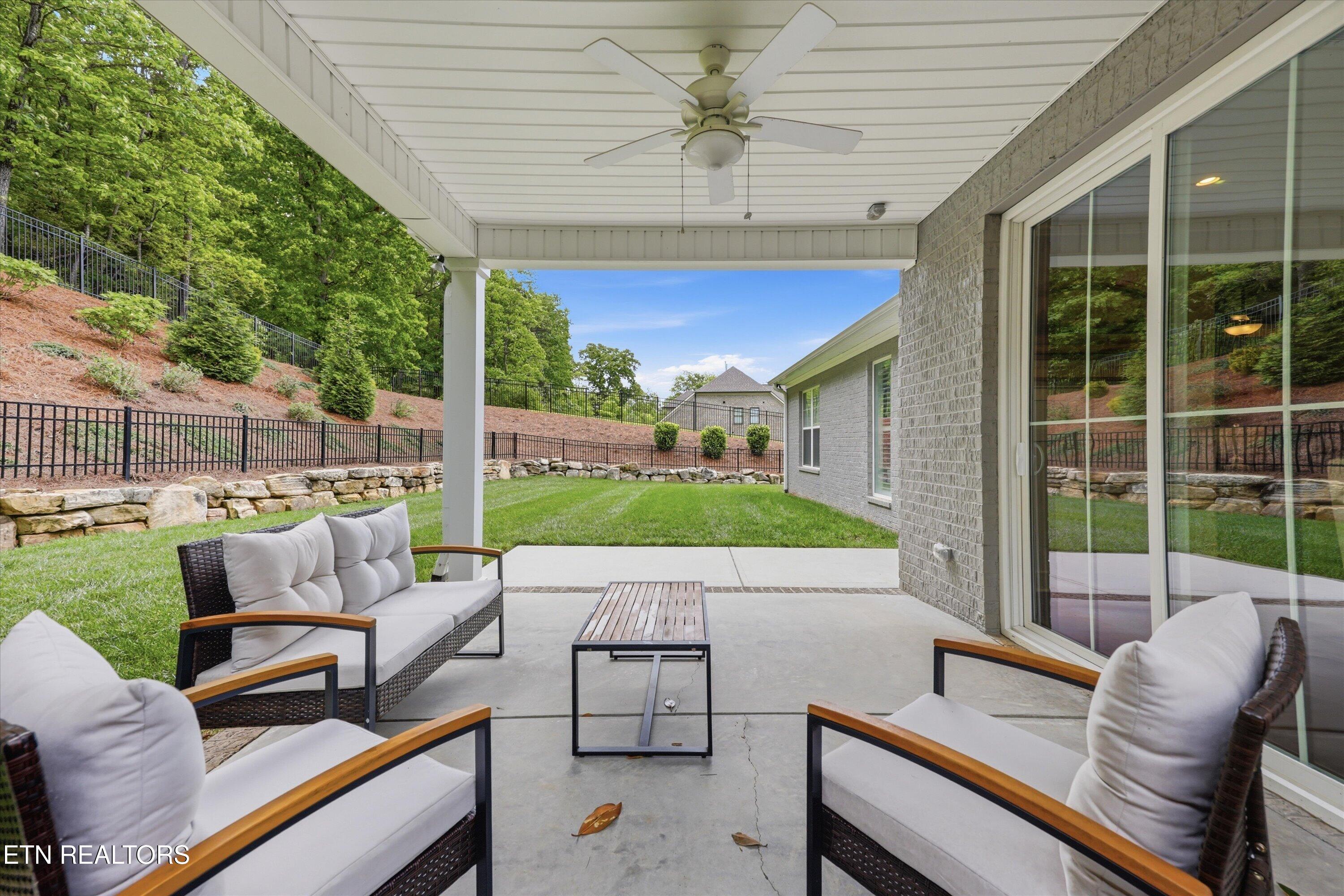 226 Reverence Run Lane Knoxville TN 37934