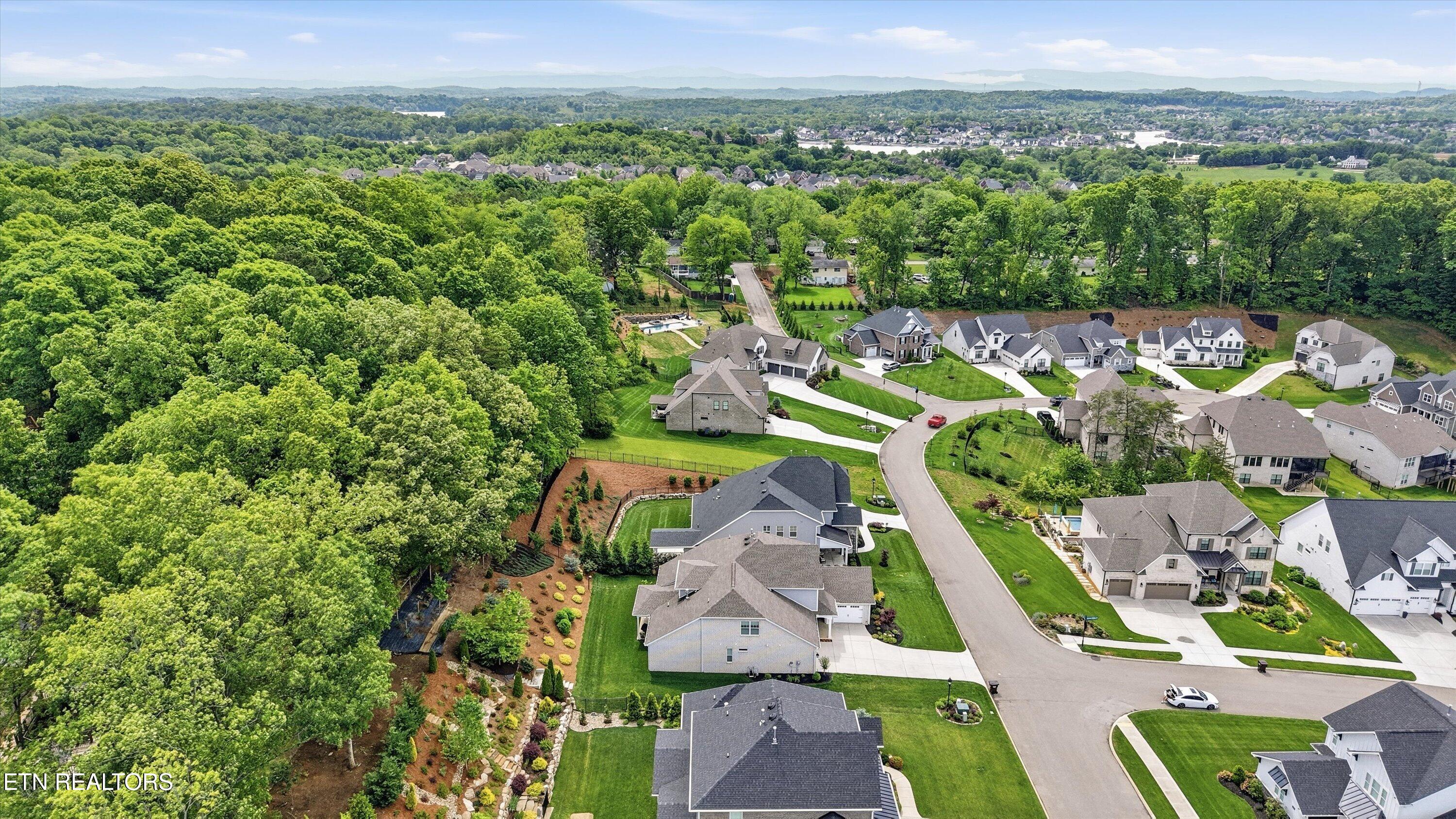 226 Reverence Run Lane Knoxville TN 37934