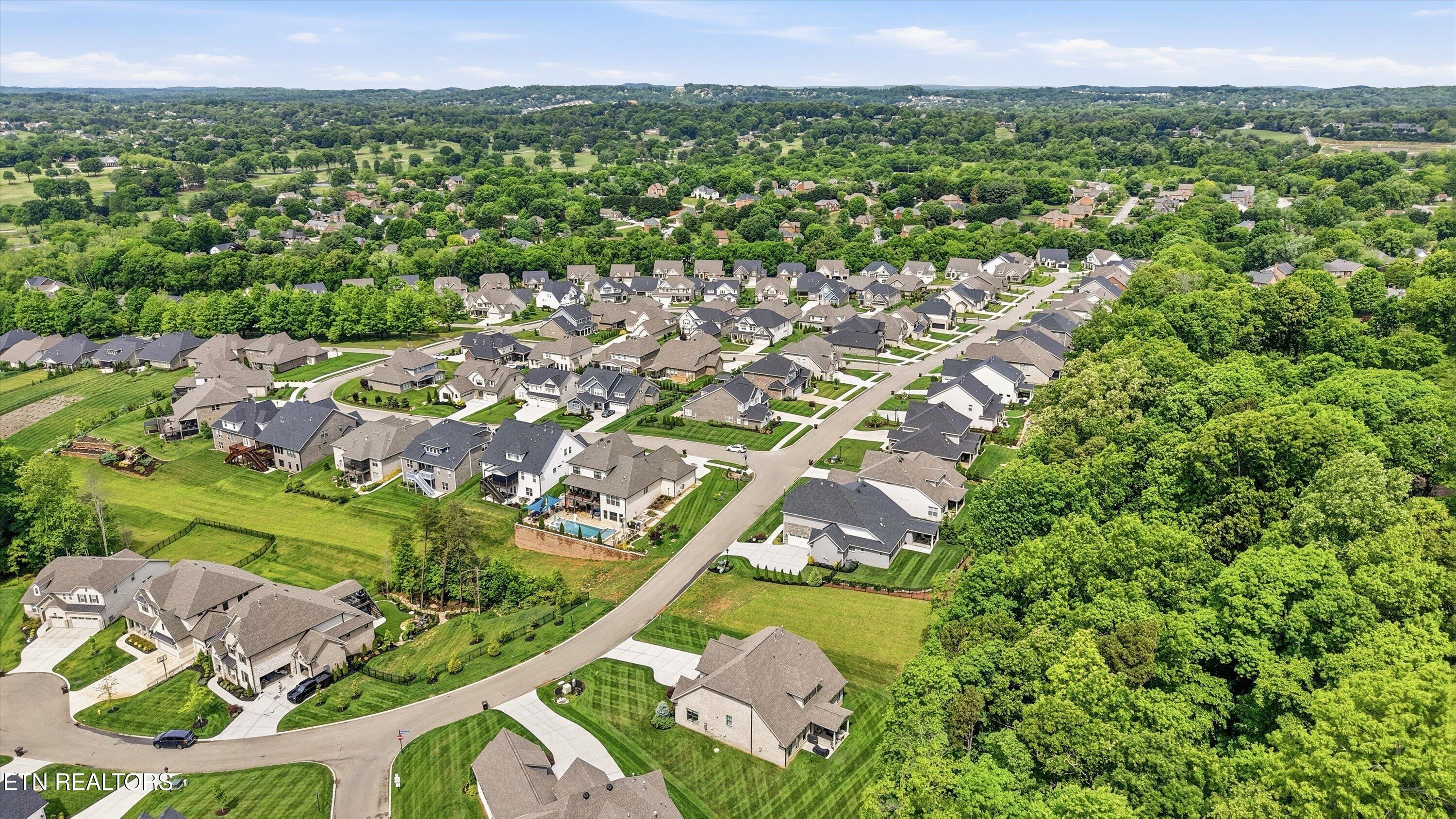 226 Reverence Run Lane Knoxville TN 37934
