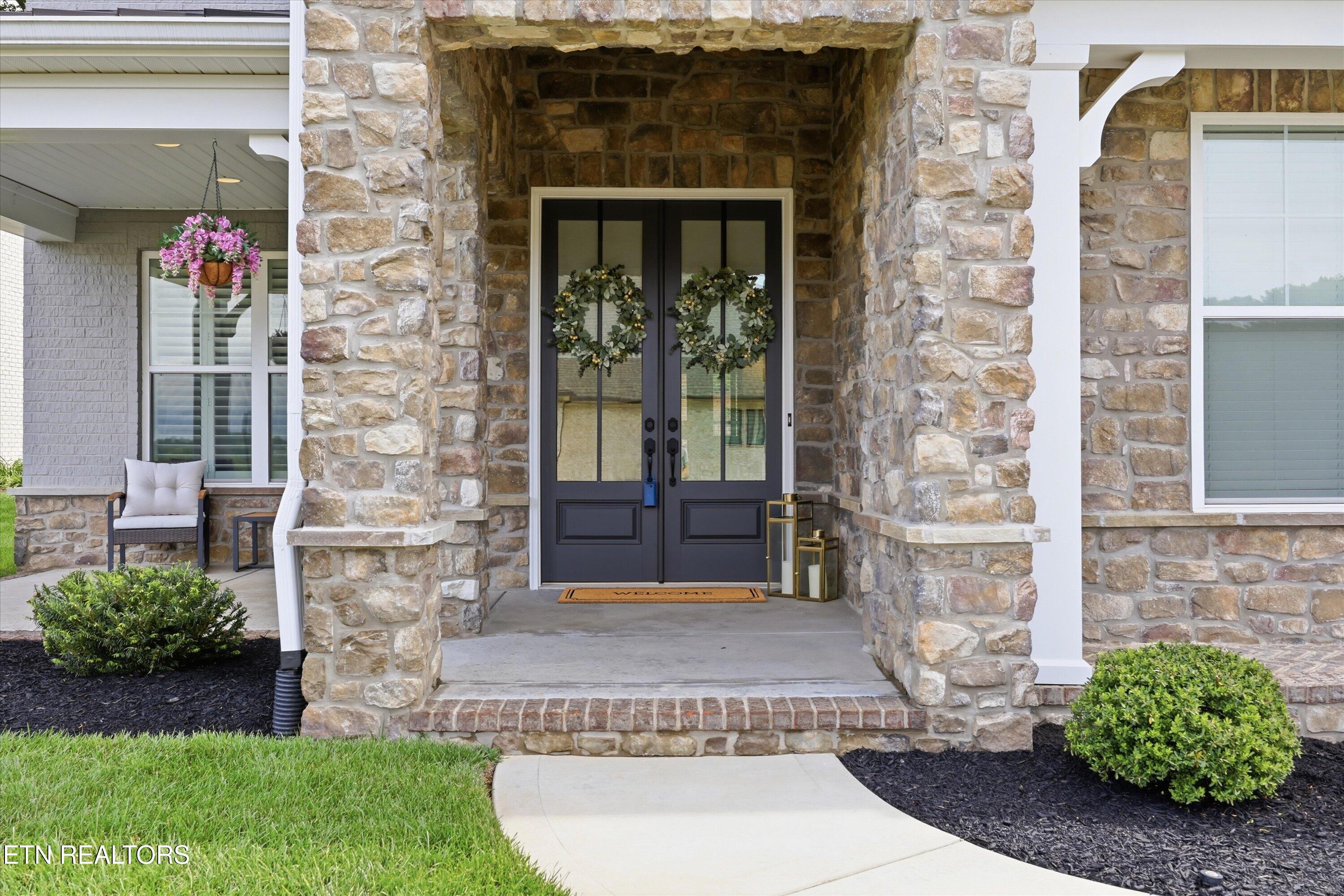 226 Reverence Run Lane Knoxville TN 37934