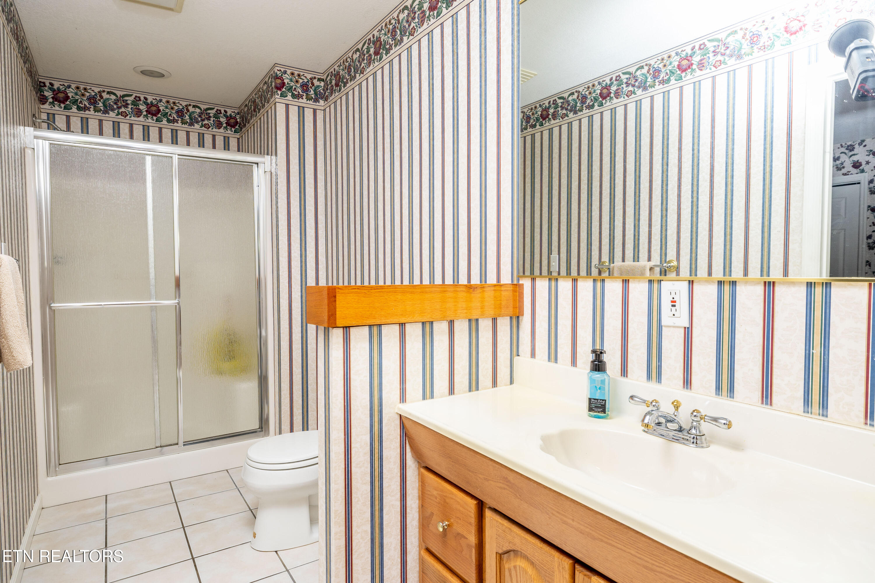 178 Scenic Hill Lane Lenoir City TN 37771