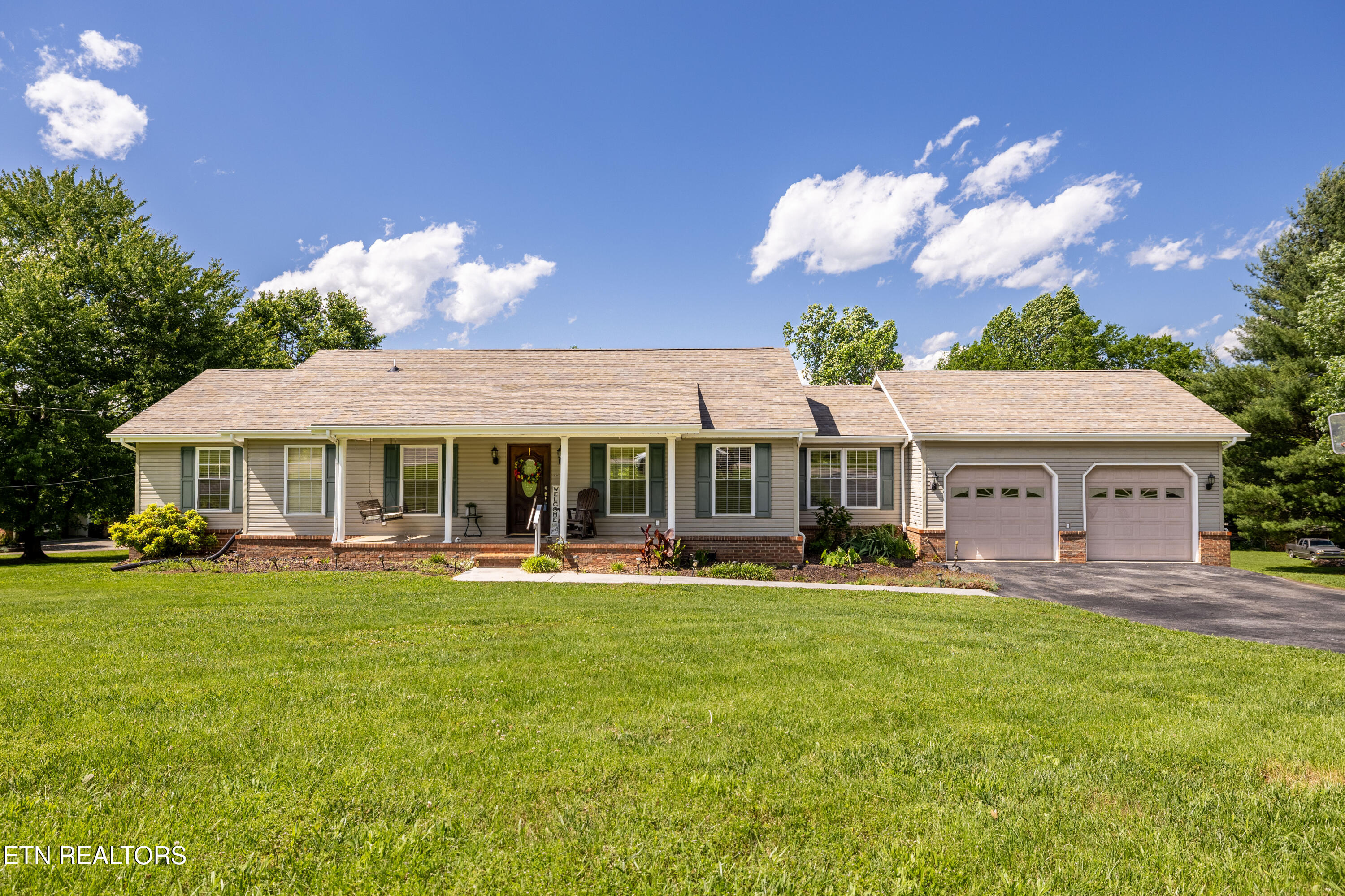 178 Scenic Hill Lane Lenoir City TN 37771