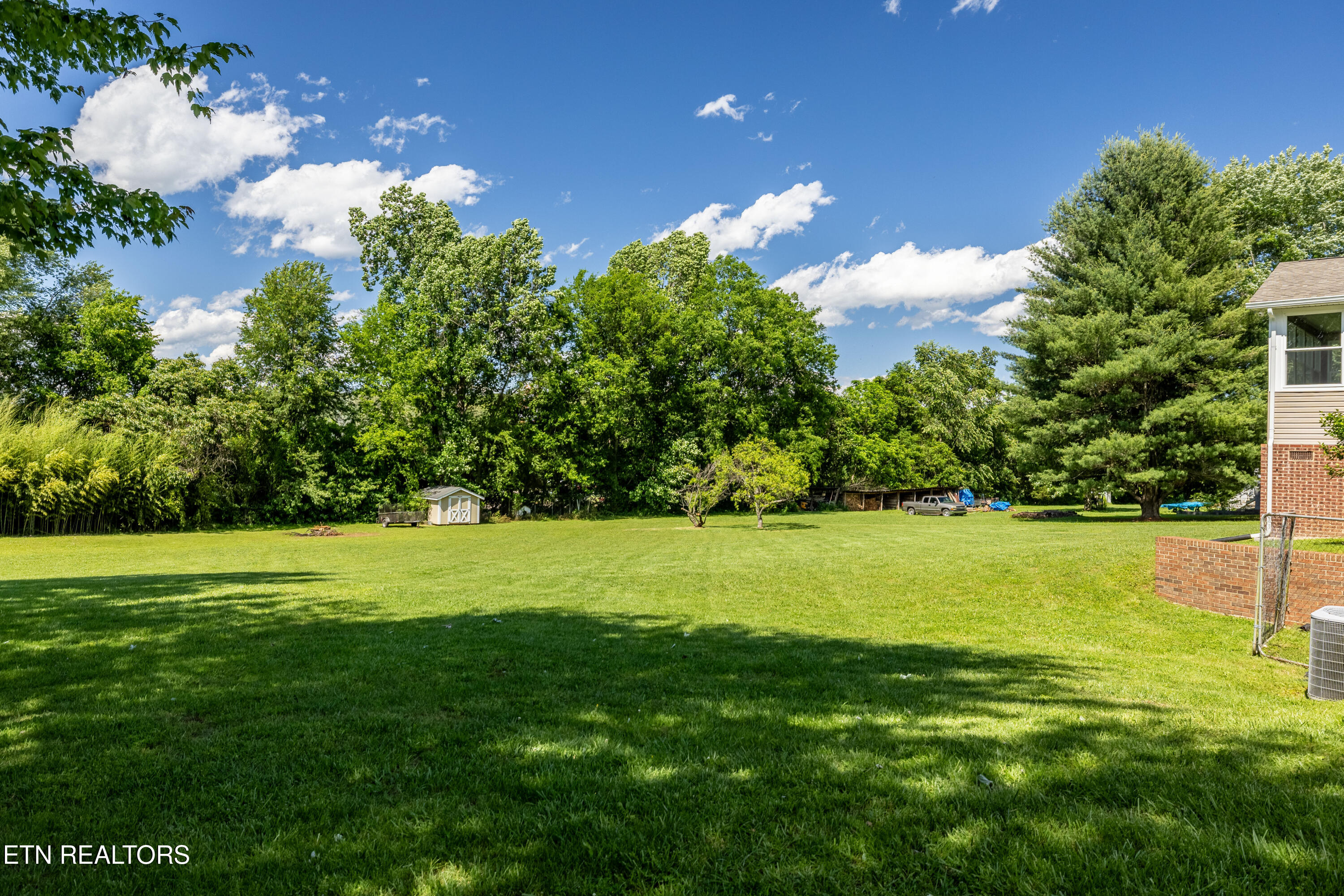 178 Scenic Hill Lane Lenoir City TN 37771