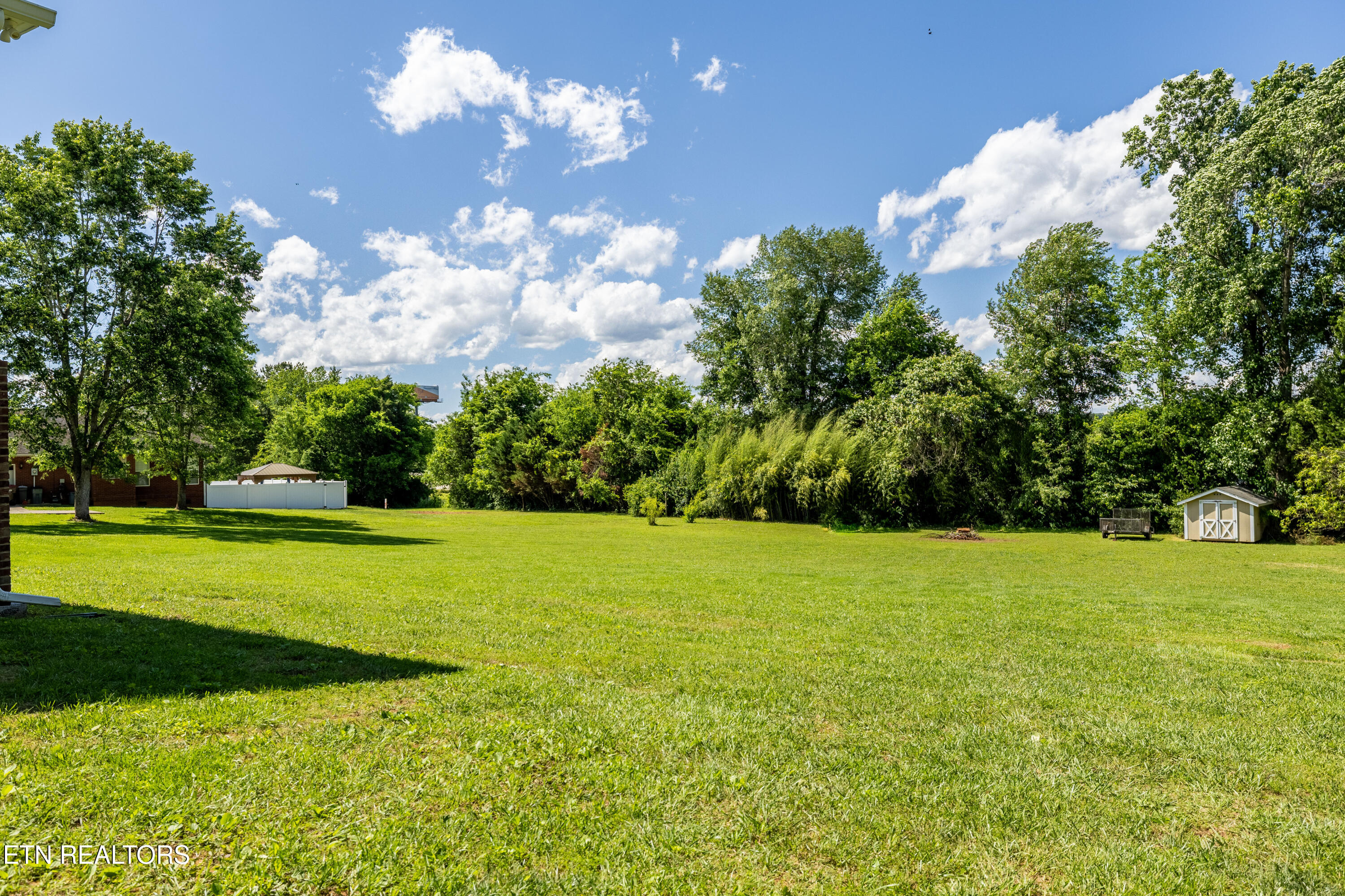 178 Scenic Hill Lane Lenoir City TN 37771