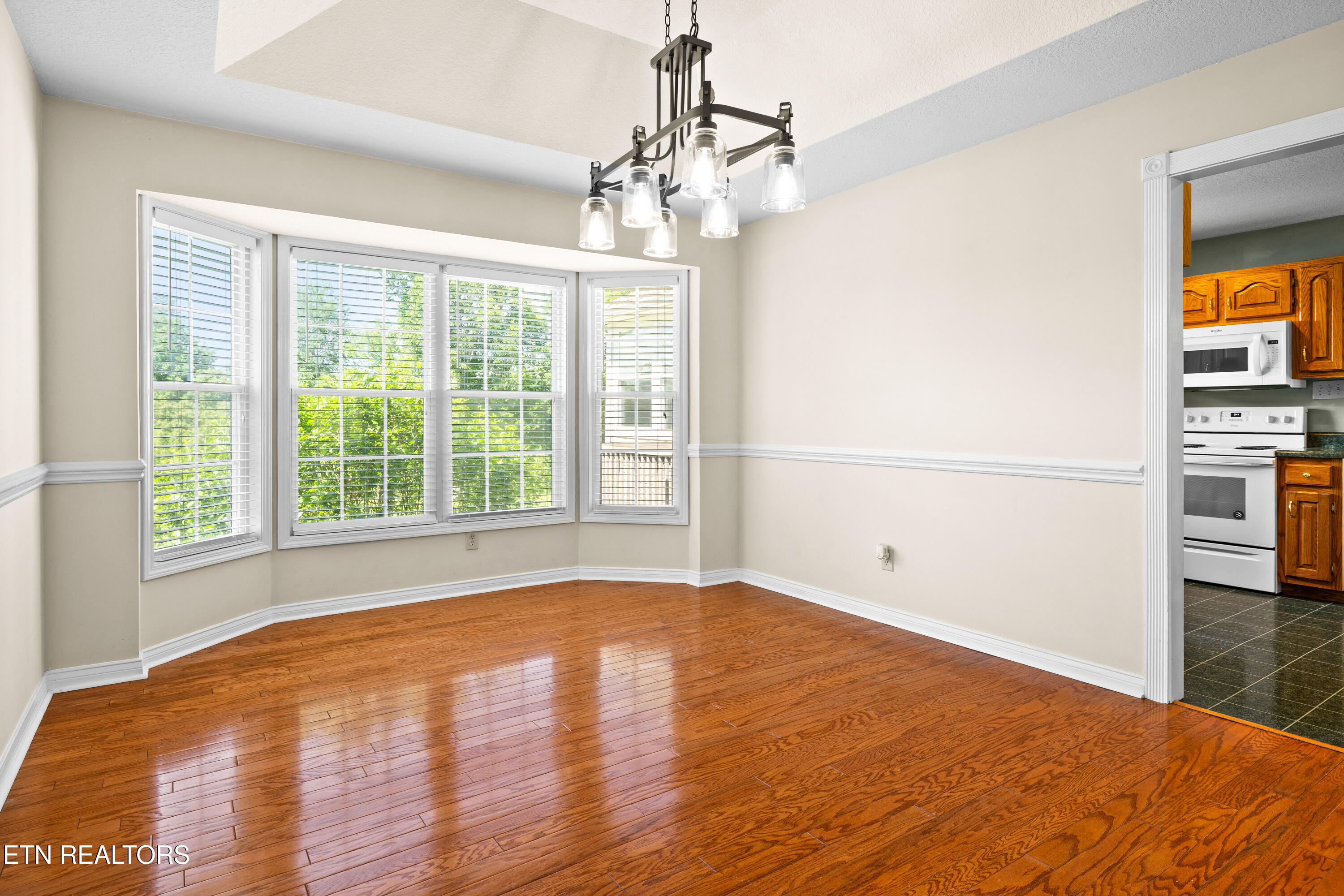 178 Scenic Hill Lane Lenoir City TN 37771