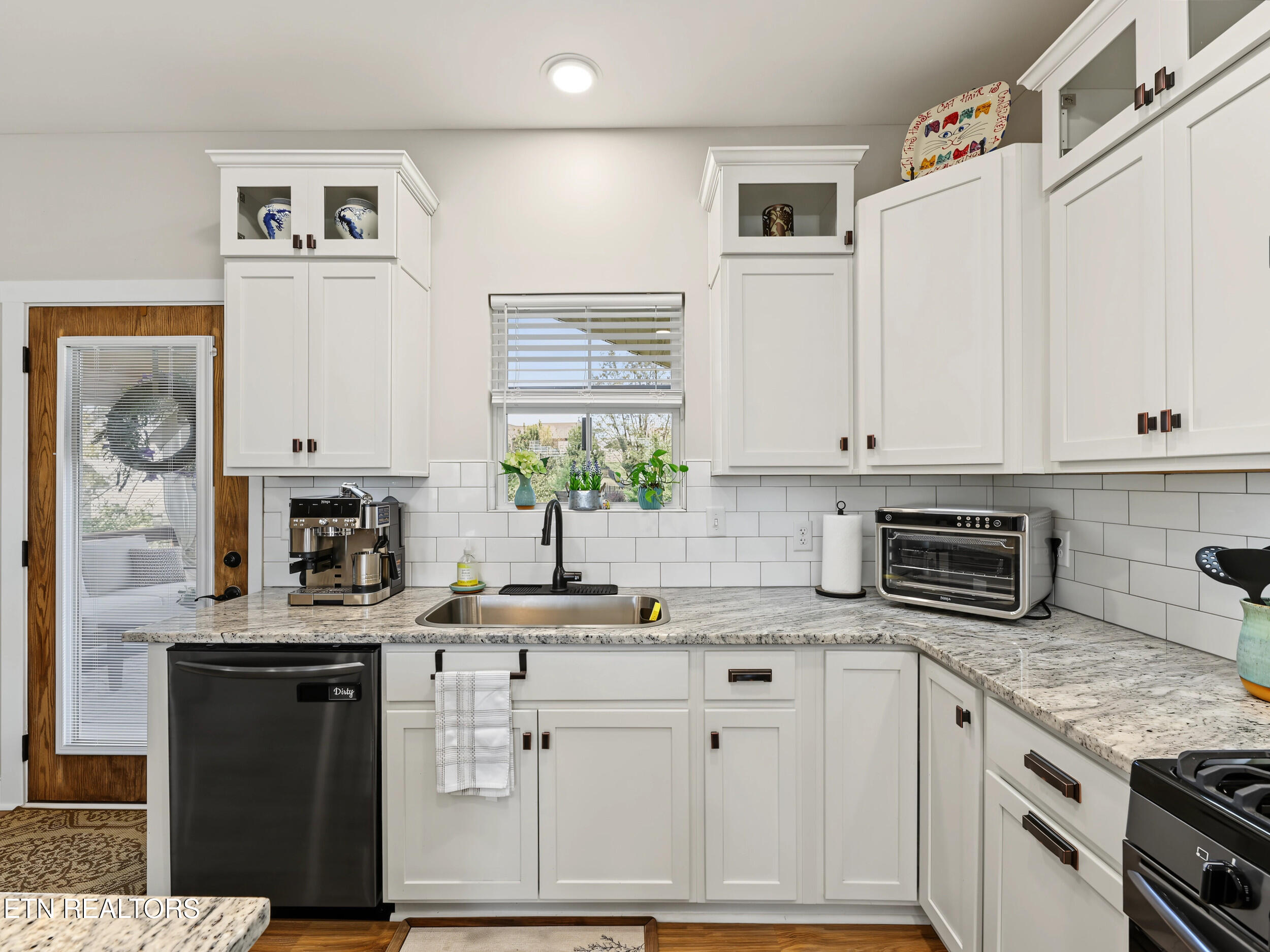 2833 Alden Glenn Court Sevierville TN 37876