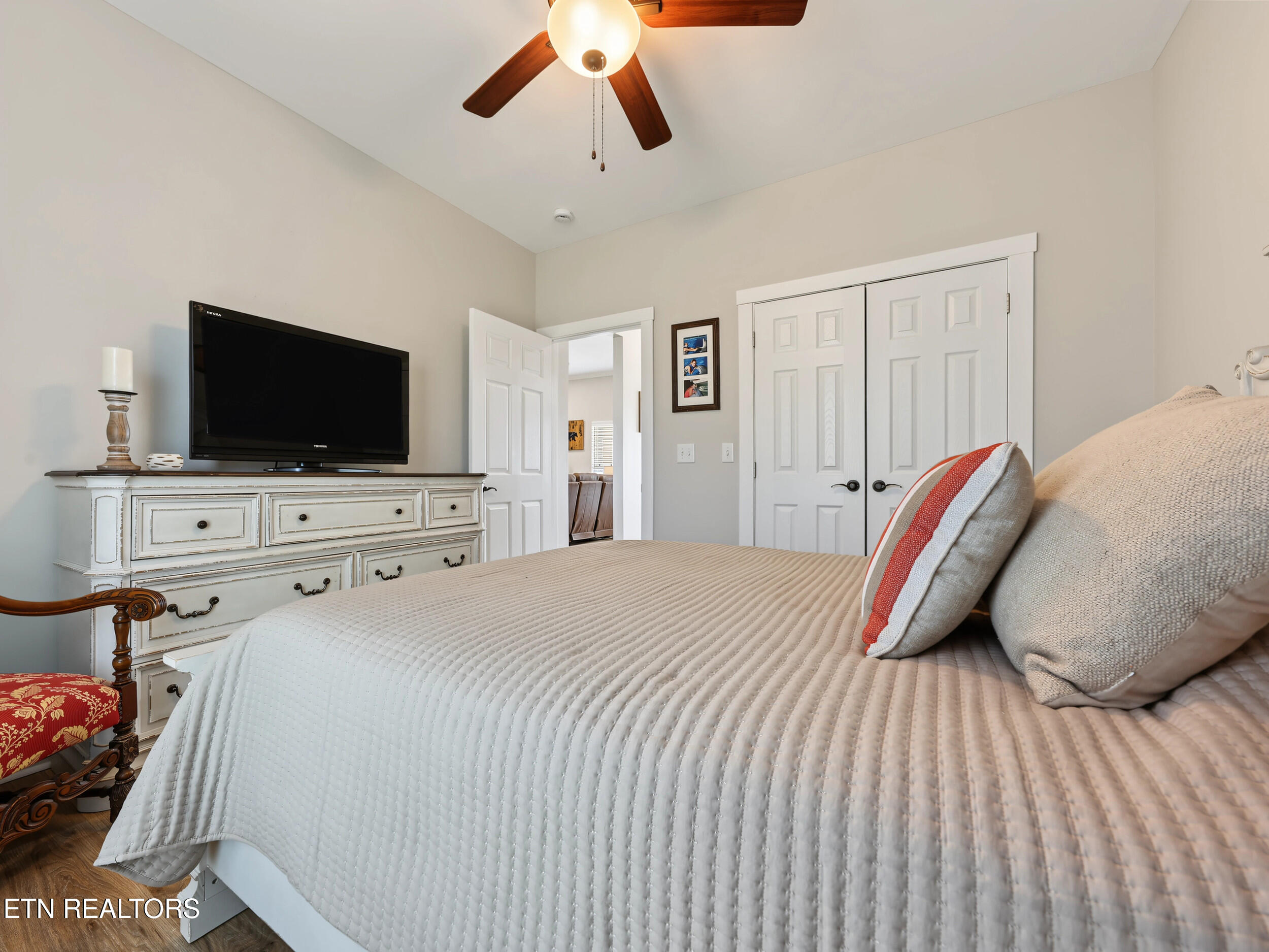 2833 Alden Glenn Court Sevierville TN 37876