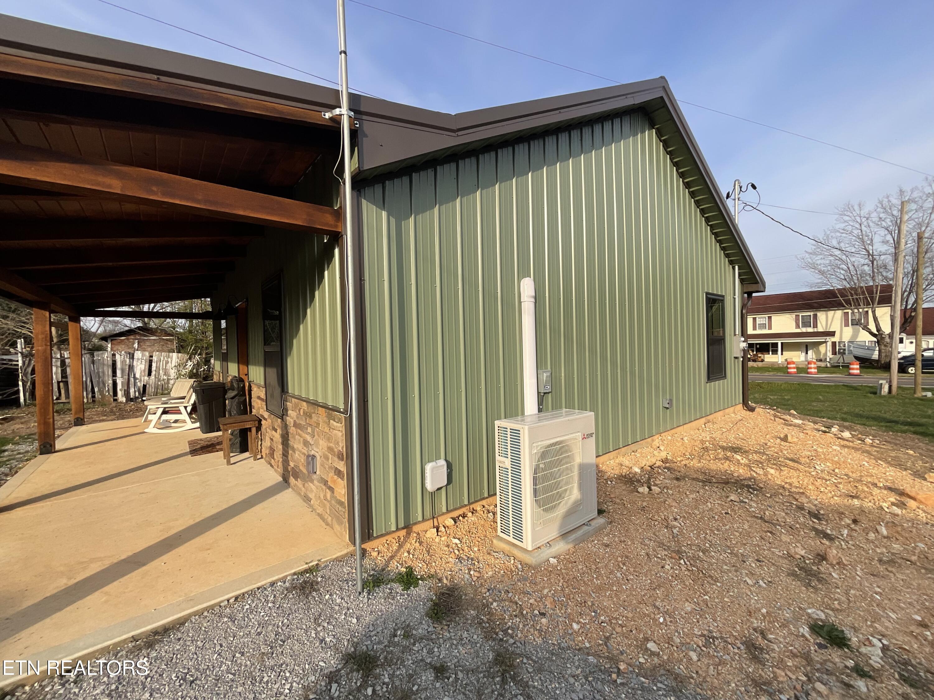 155 Broyles Road Spring City TN 37381