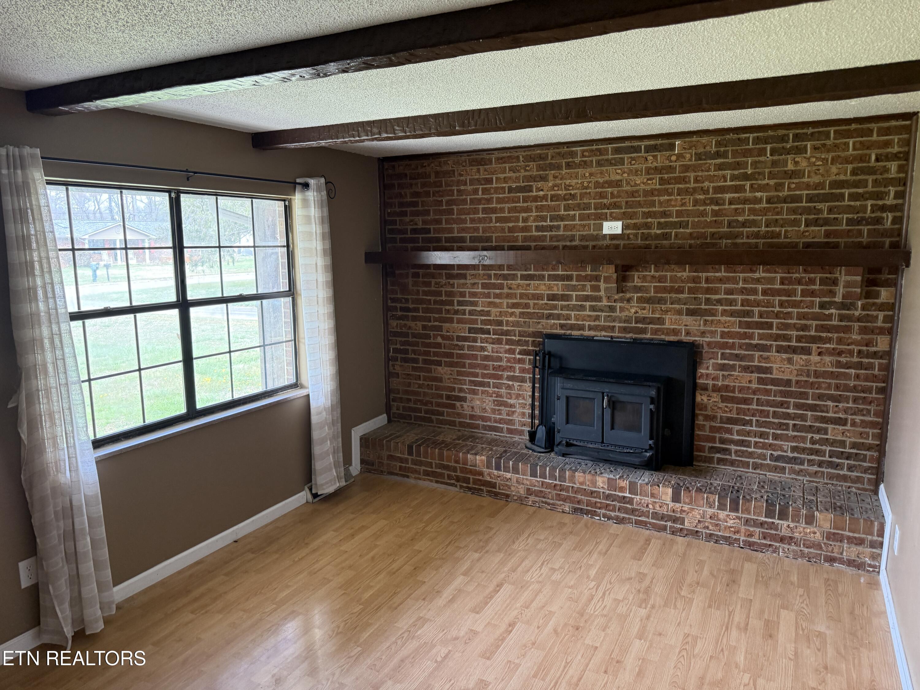 2066 Colonial Circle Maryville TN 37803