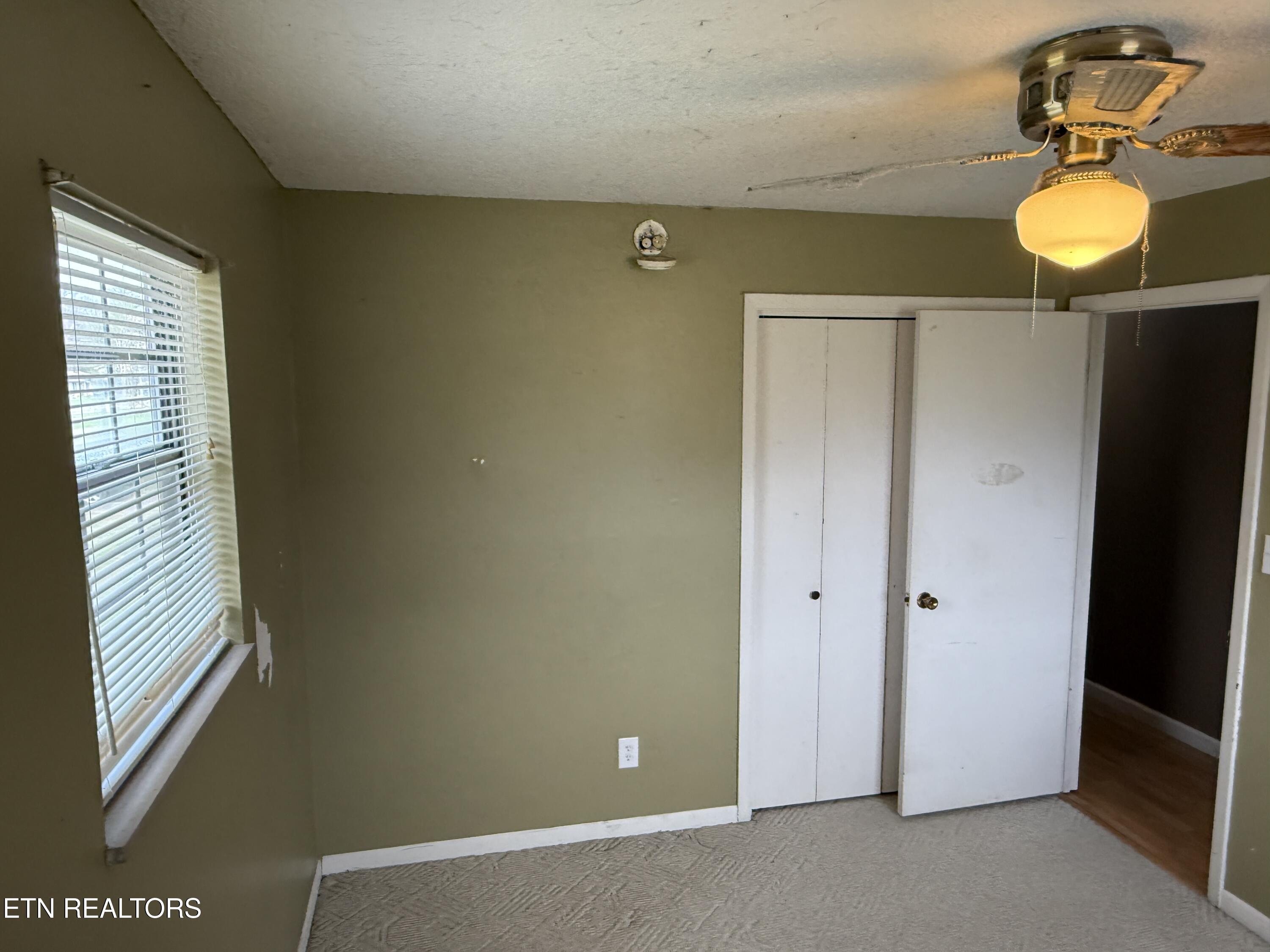 2066 Colonial Circle Maryville TN 37803