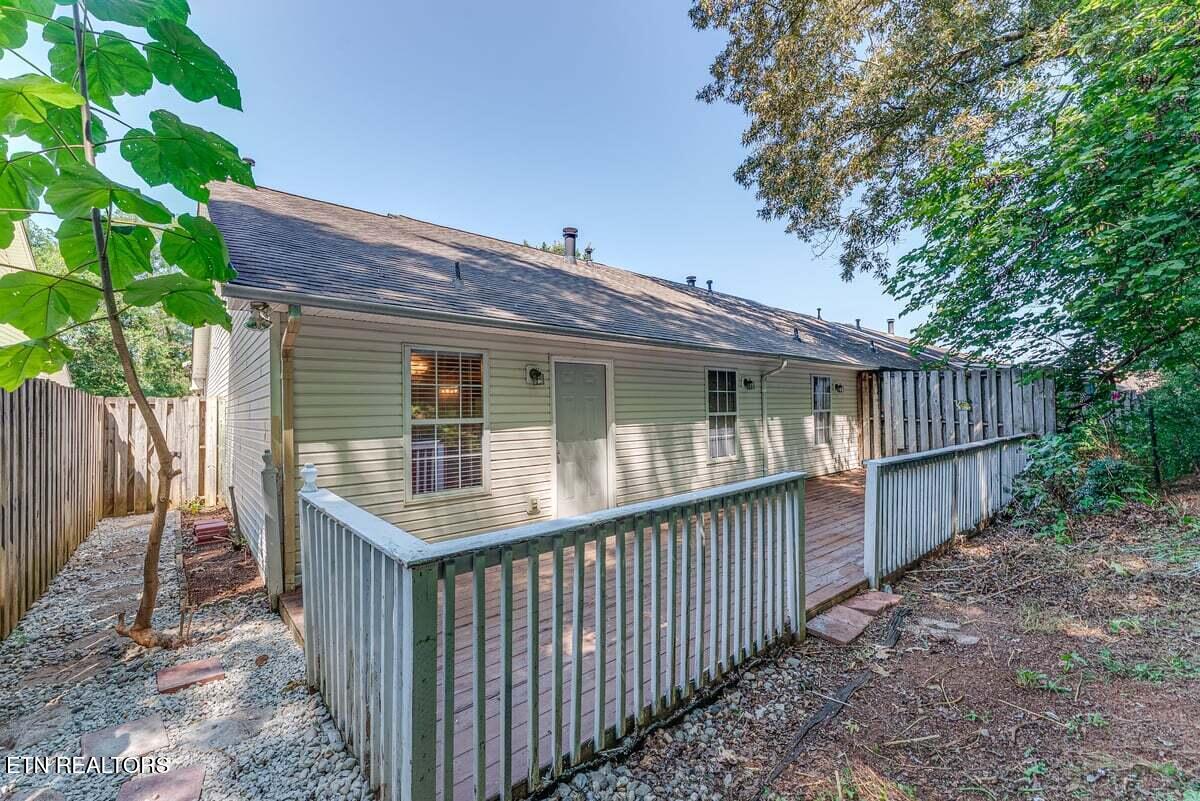 10156 Bellflower Way Knoxville TN 37932