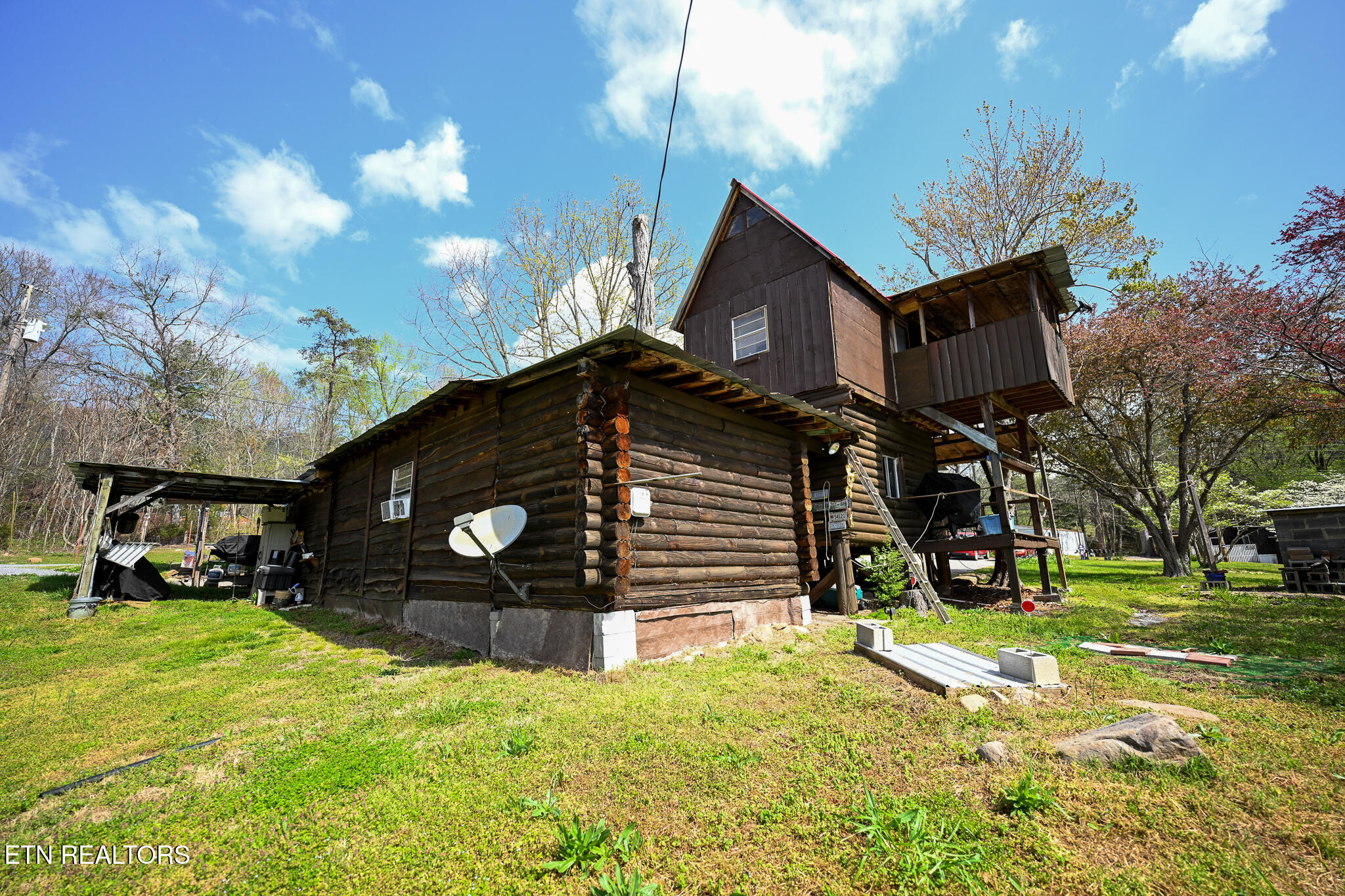 1941 Bluff Mountain Road Sevierville TN 37876