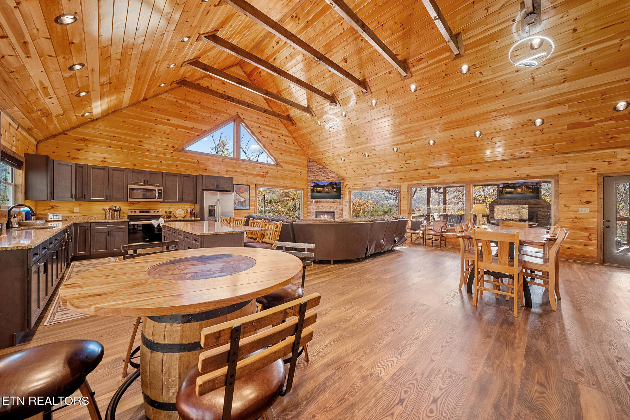 2686 Sulpher Springs Way Sevierville TN 37862
