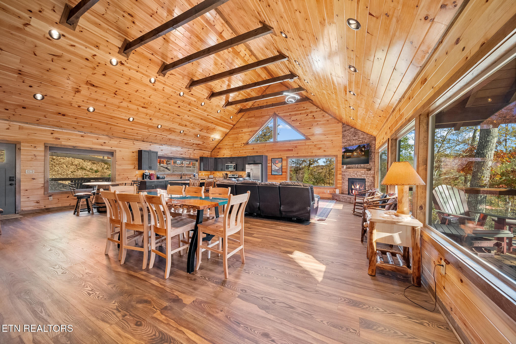2686 Sulpher Springs Way Sevierville TN 37862