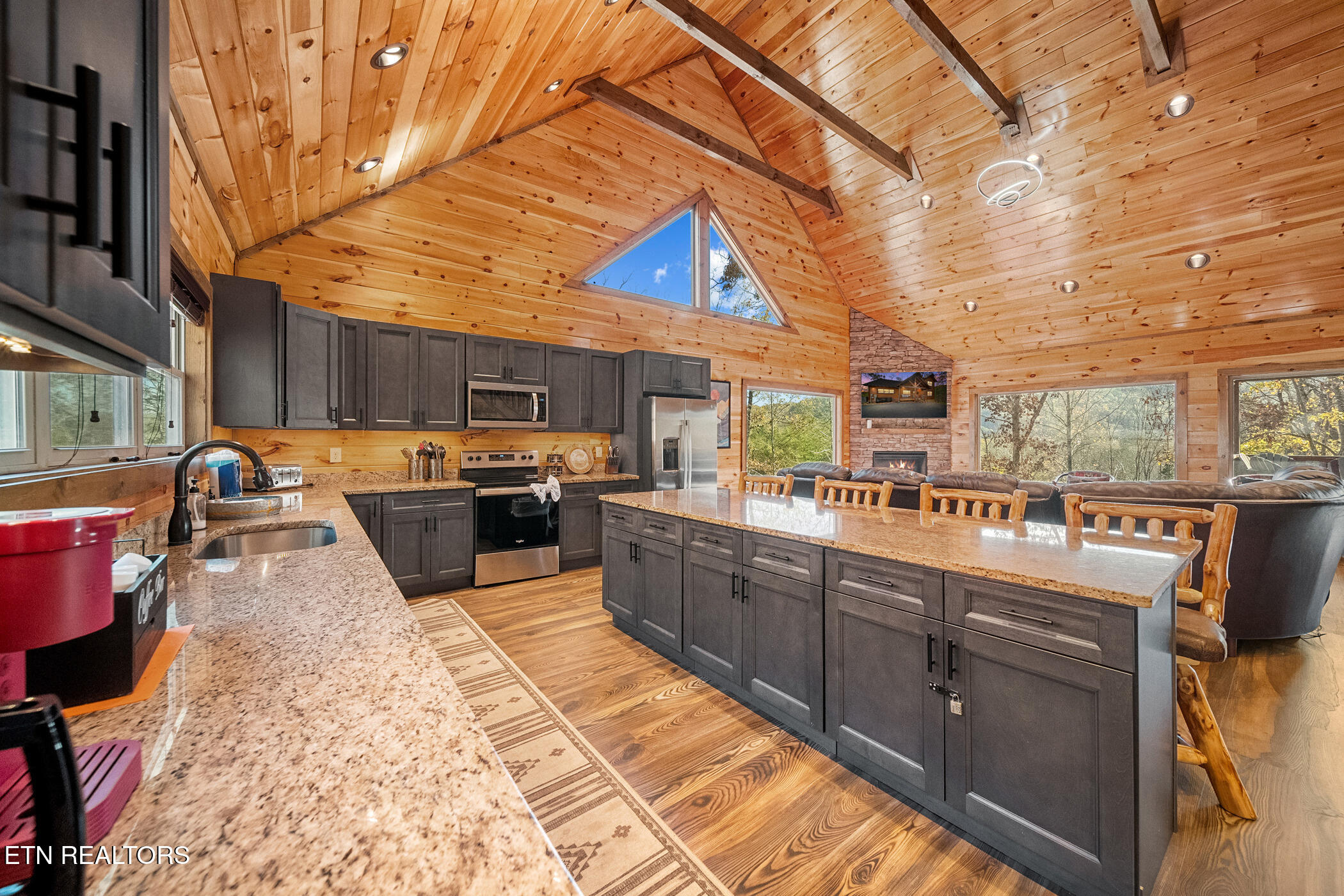 2686 Sulpher Springs Way Sevierville TN 37862