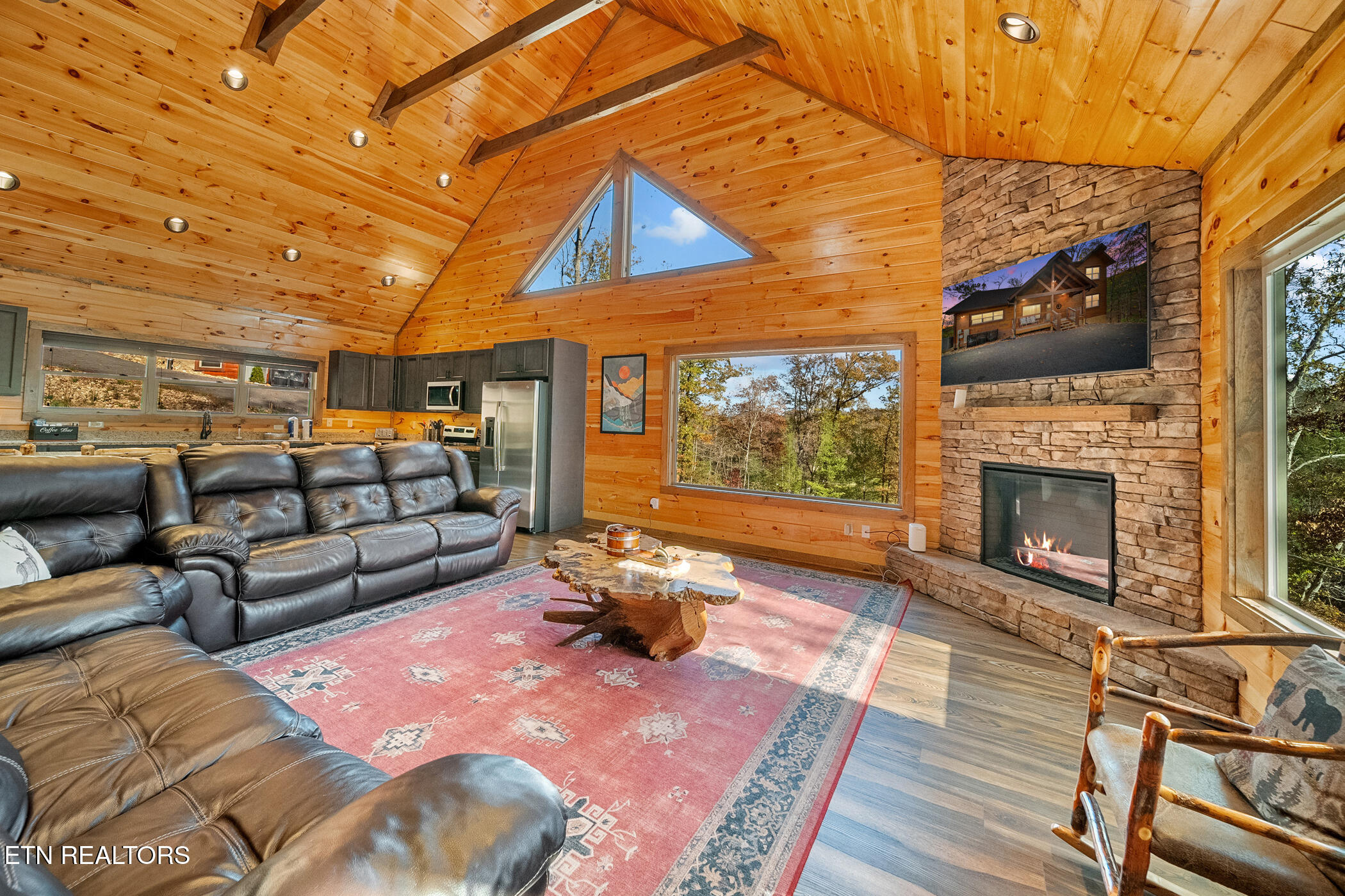 2686 Sulpher Springs Way Sevierville TN 37862