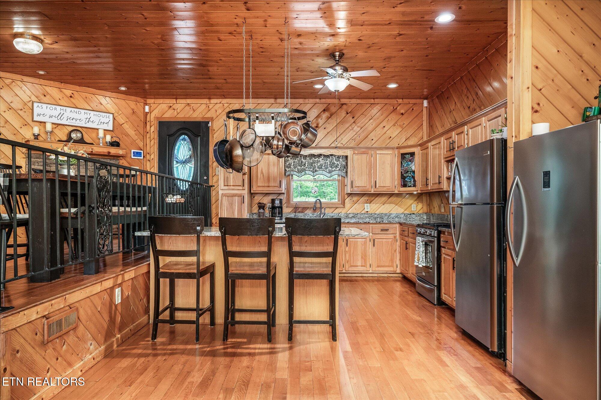 2882 York Road Crossville TN 38555