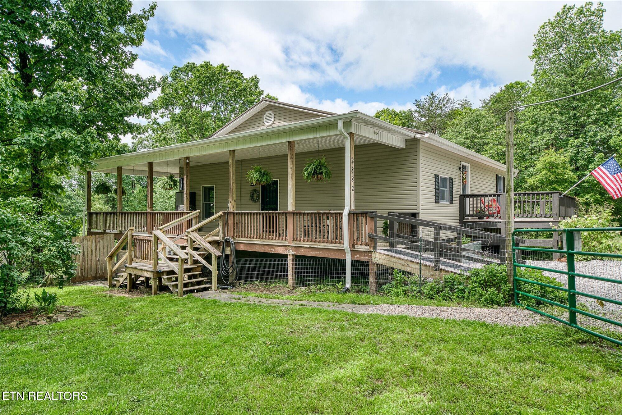 2882 York Road Crossville TN 38555