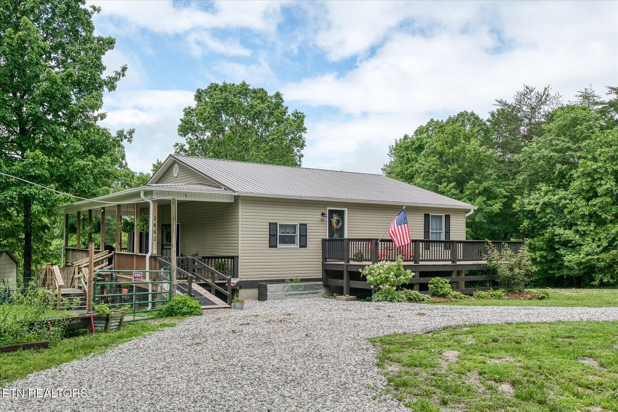 2882 York Road Crossville TN 38555